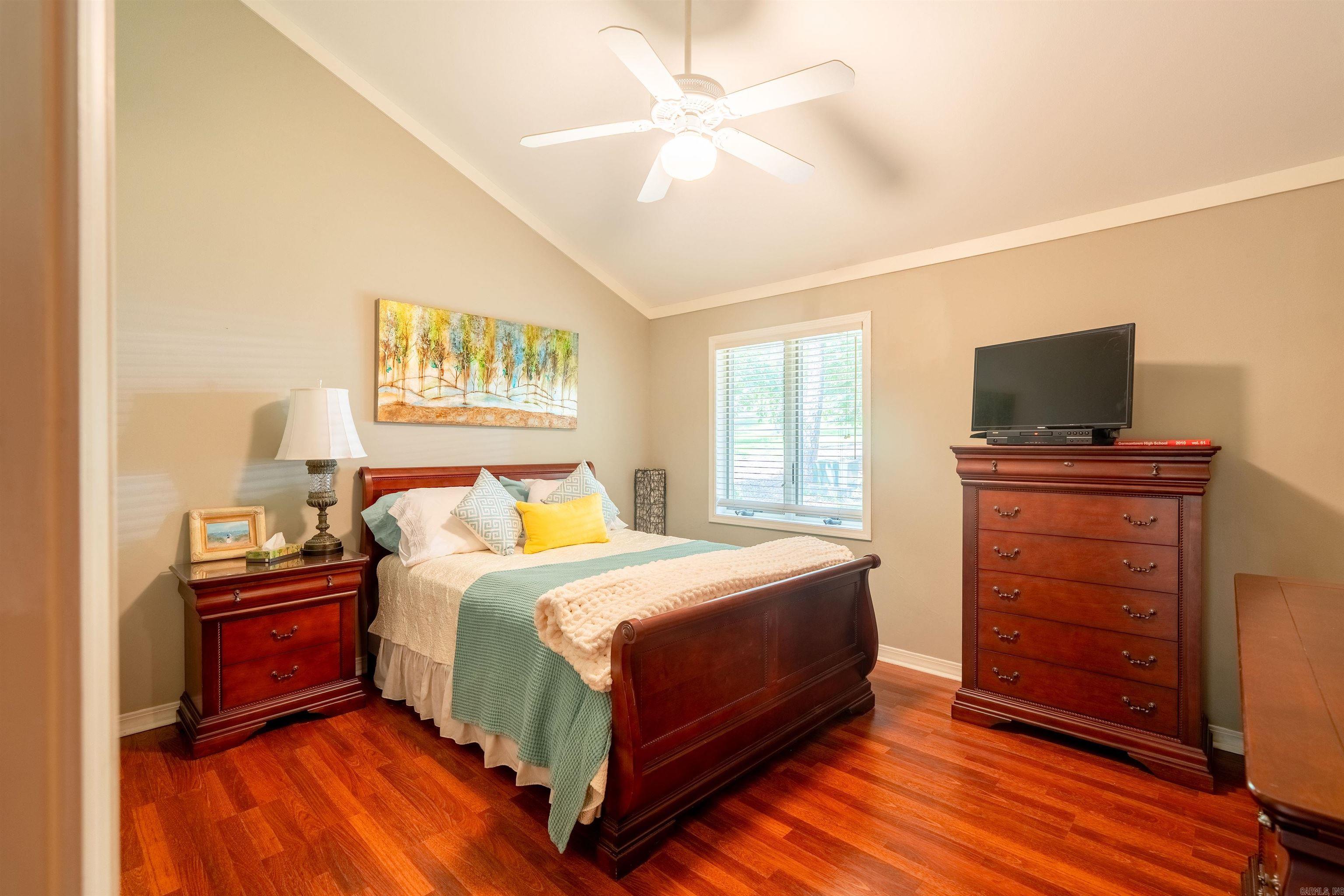 Island Shores - Residential