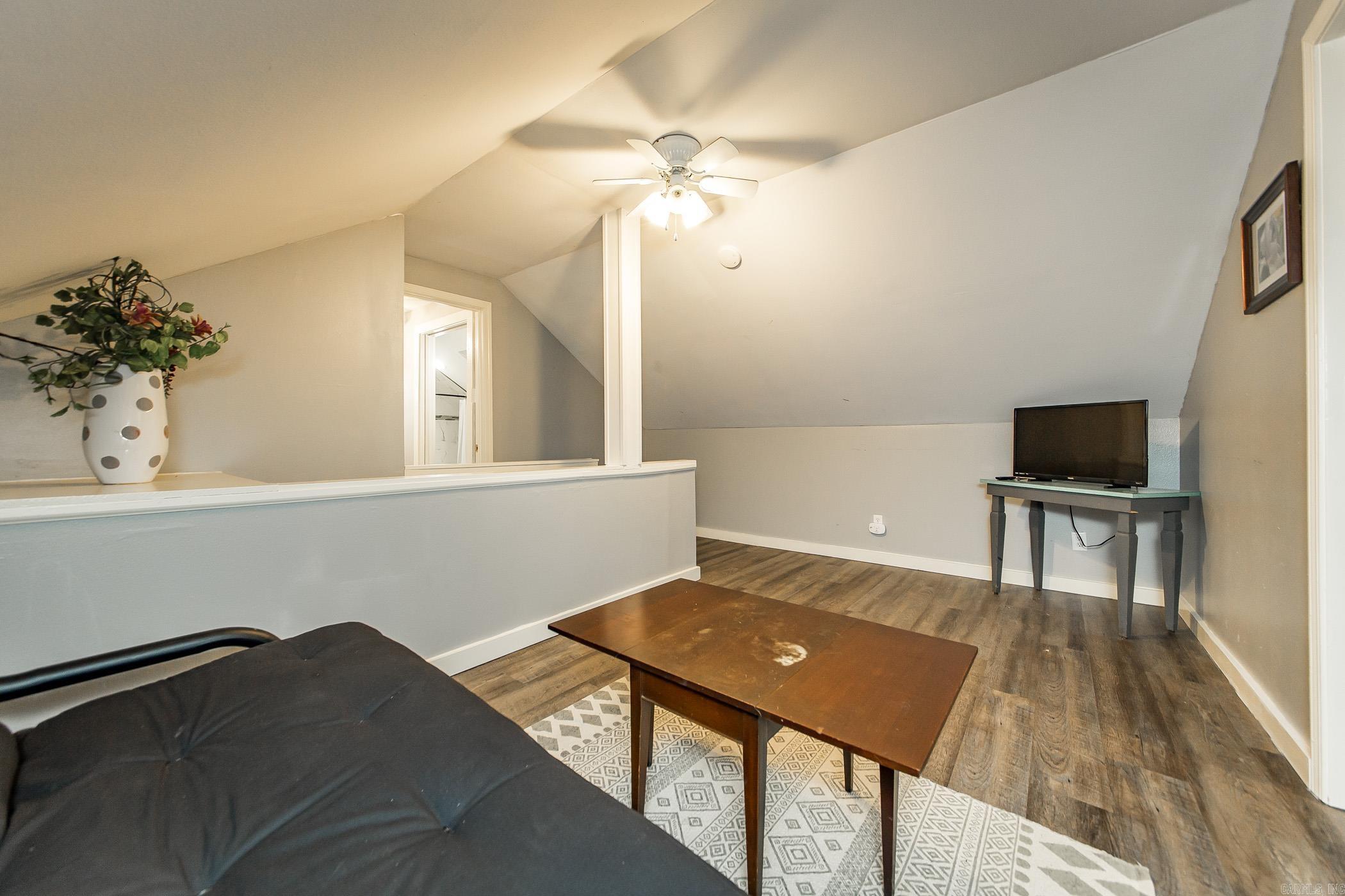 HERITAGE HILL - Residential