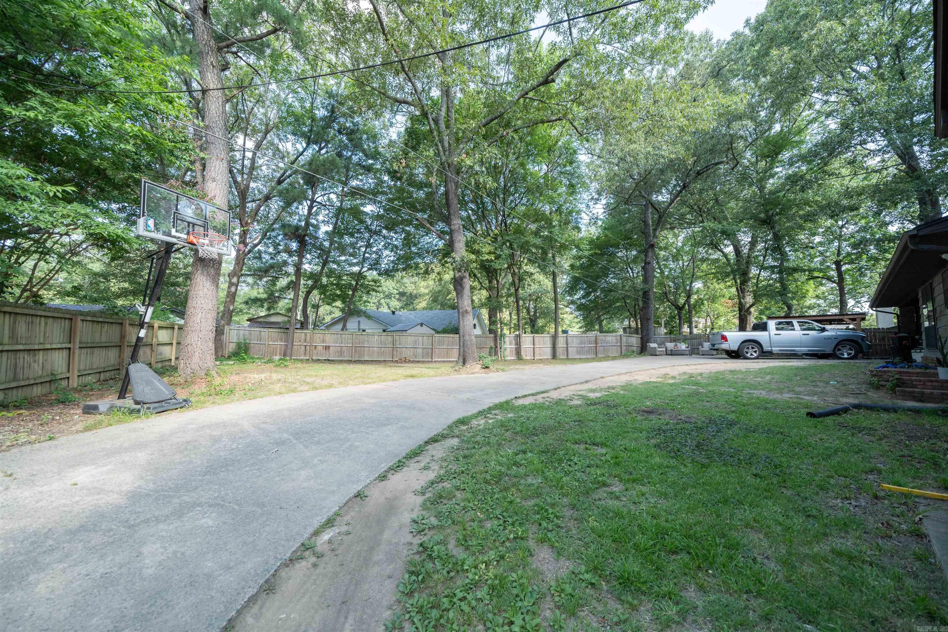 WEST GATE - Residential