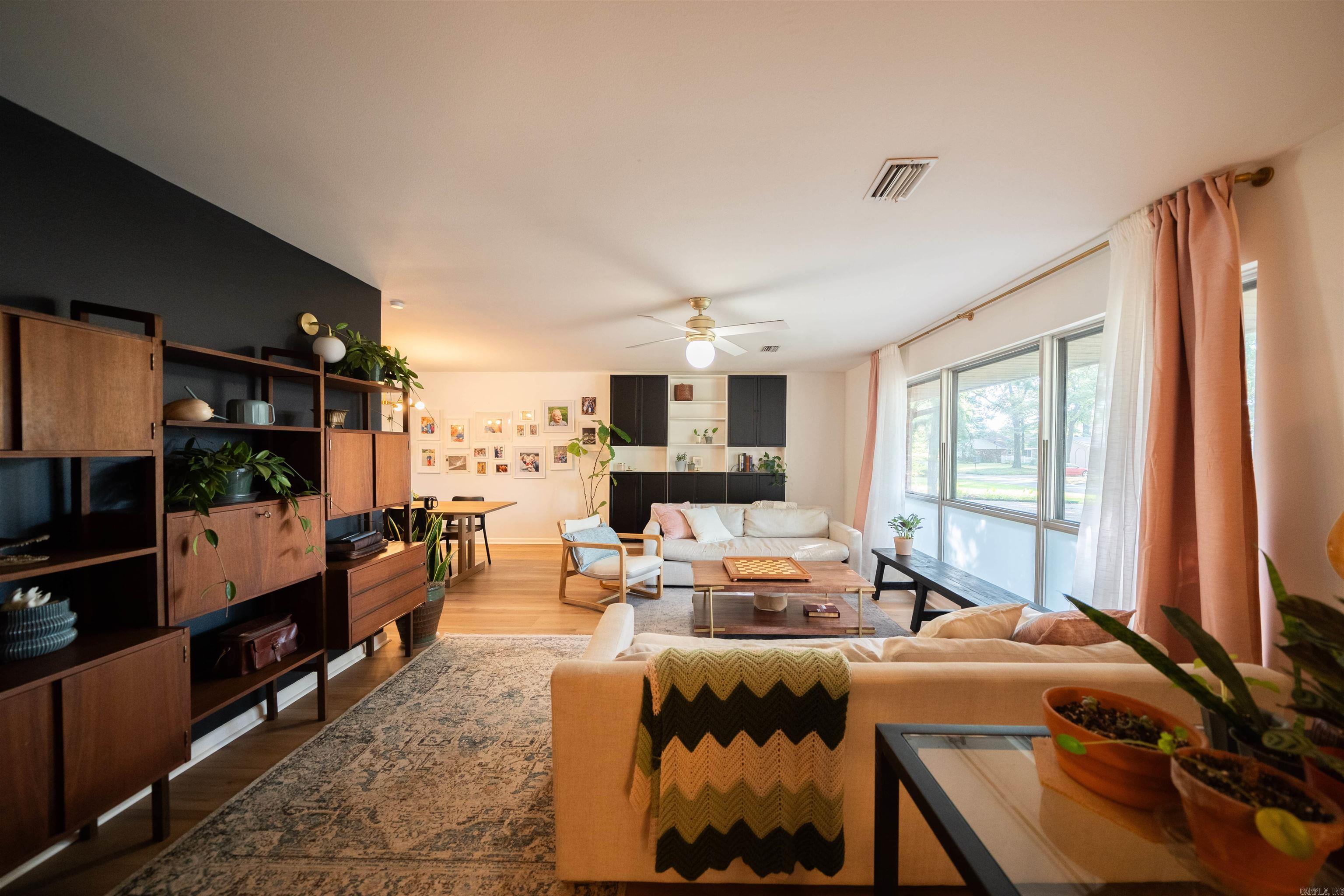 WEST GATE - Residential