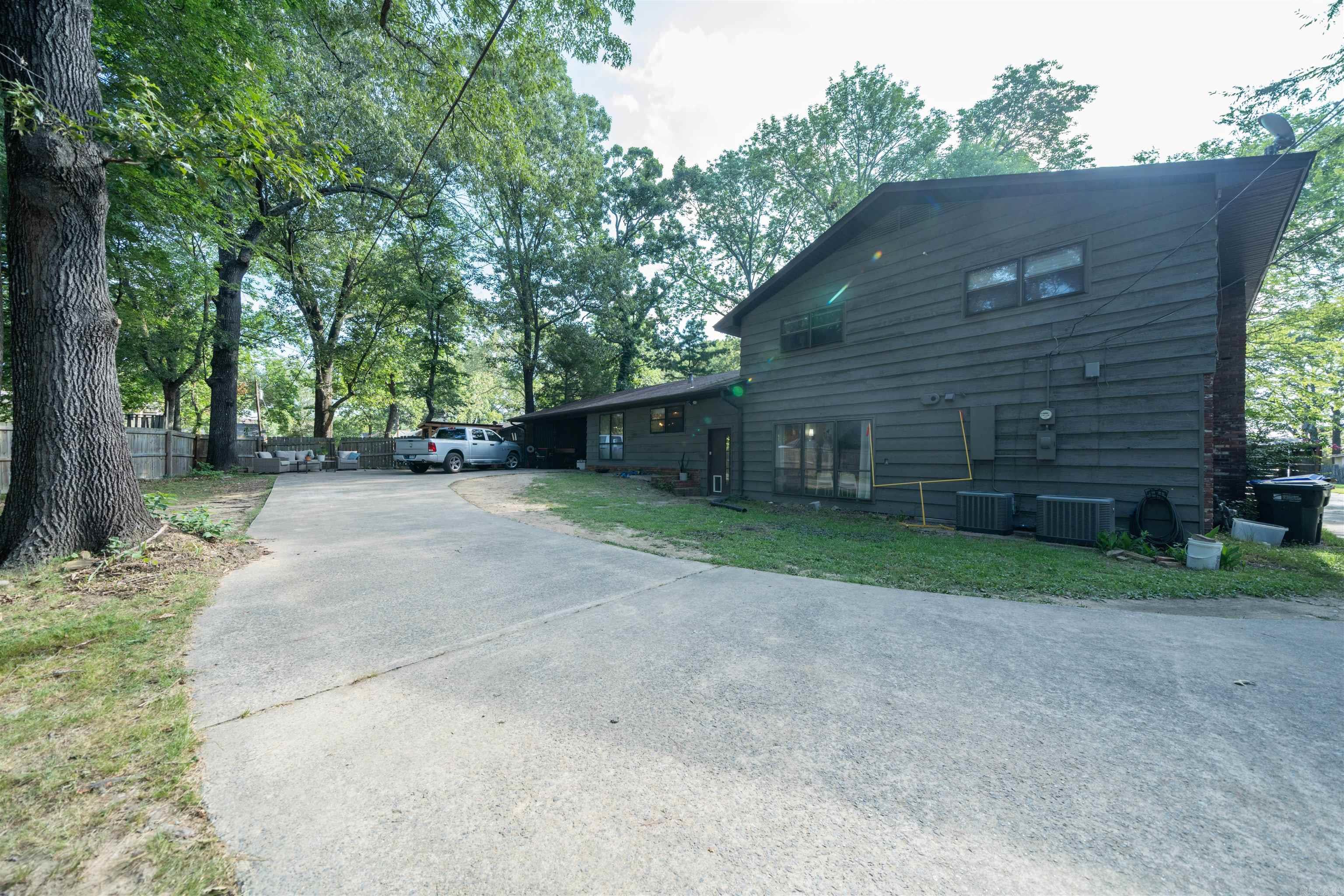 WEST GATE - Residential