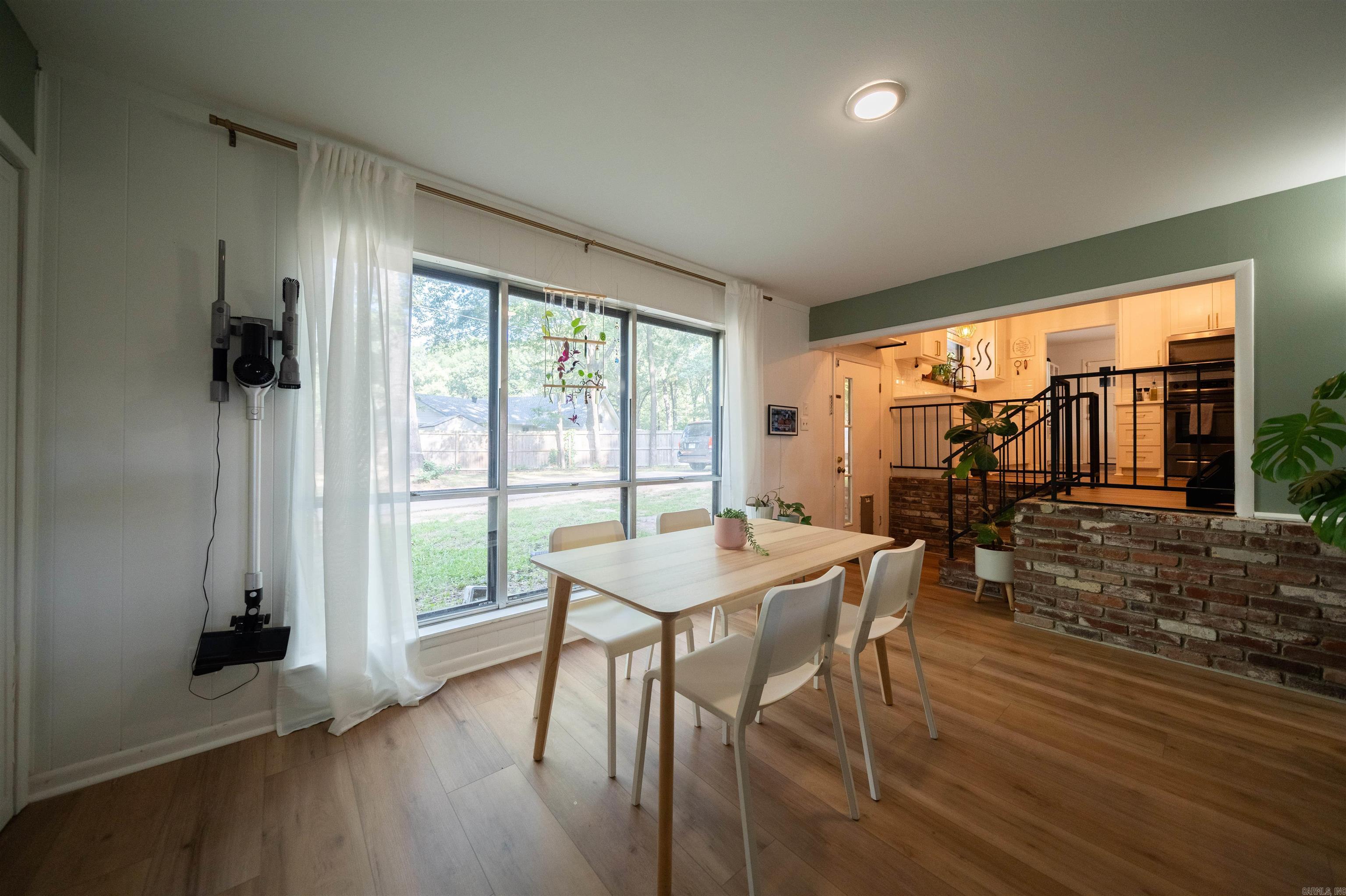 WEST GATE - Residential