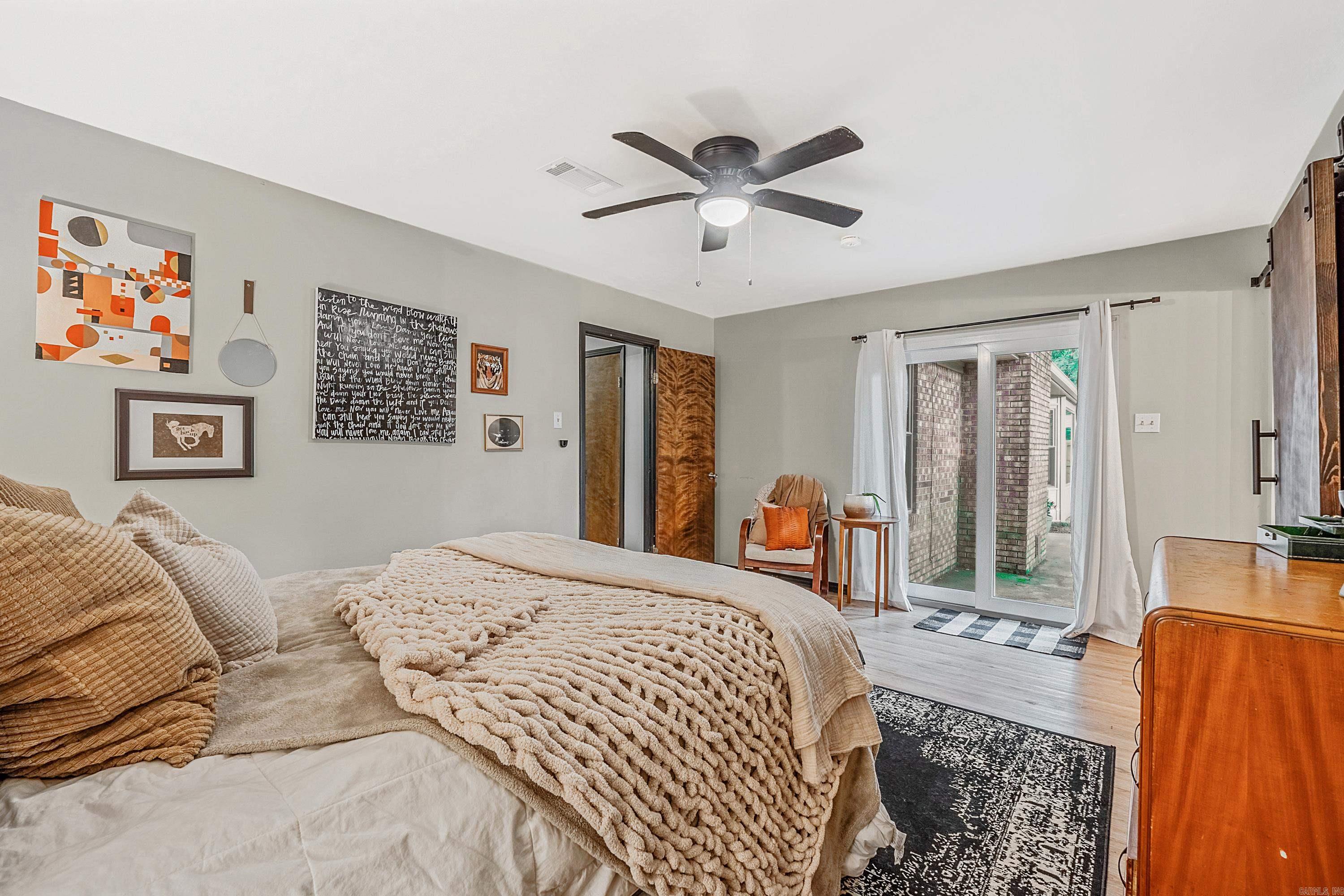 SMOKING OAKS ADD - Residential