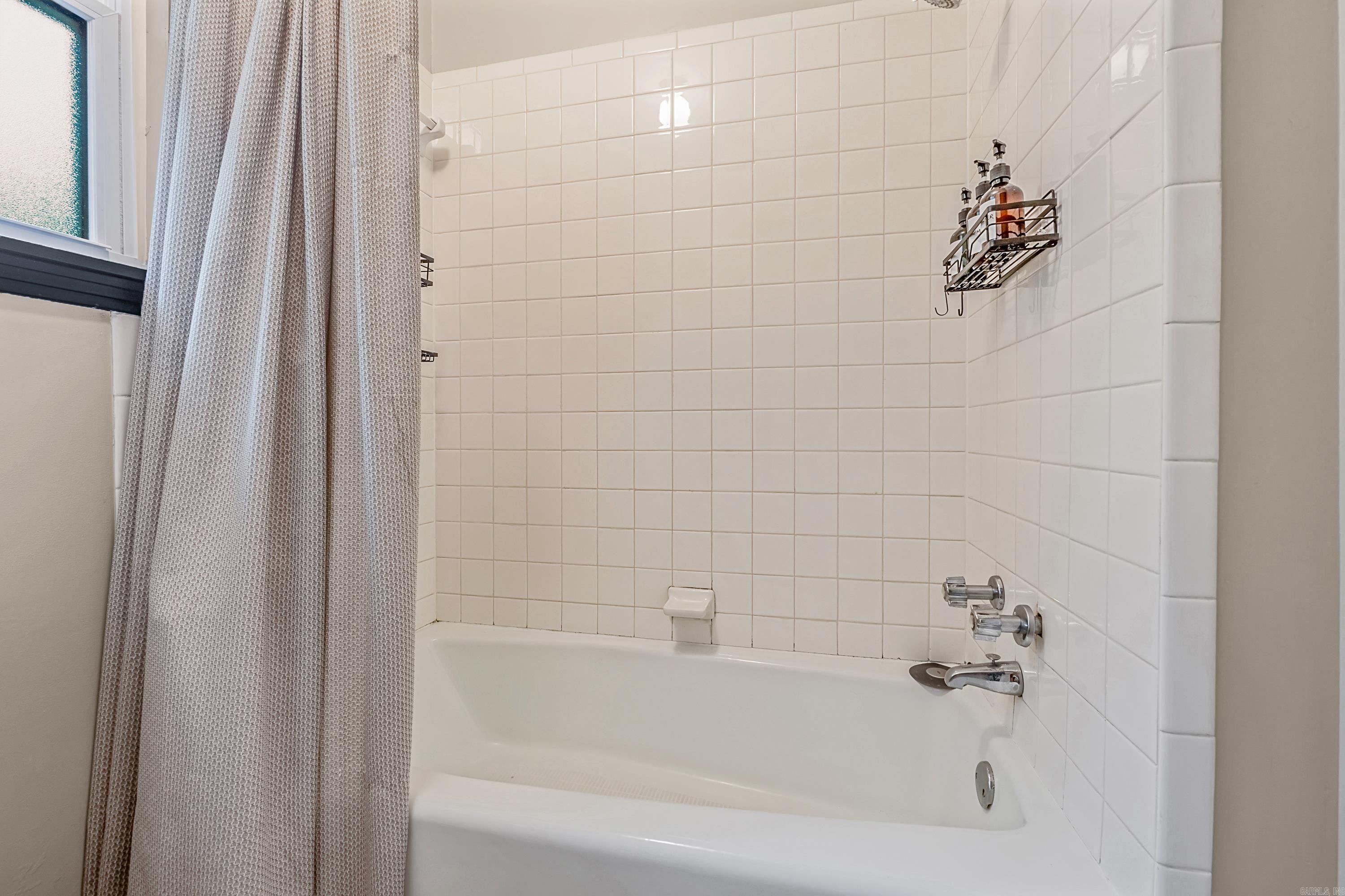 SMOKING OAKS ADD - Residential