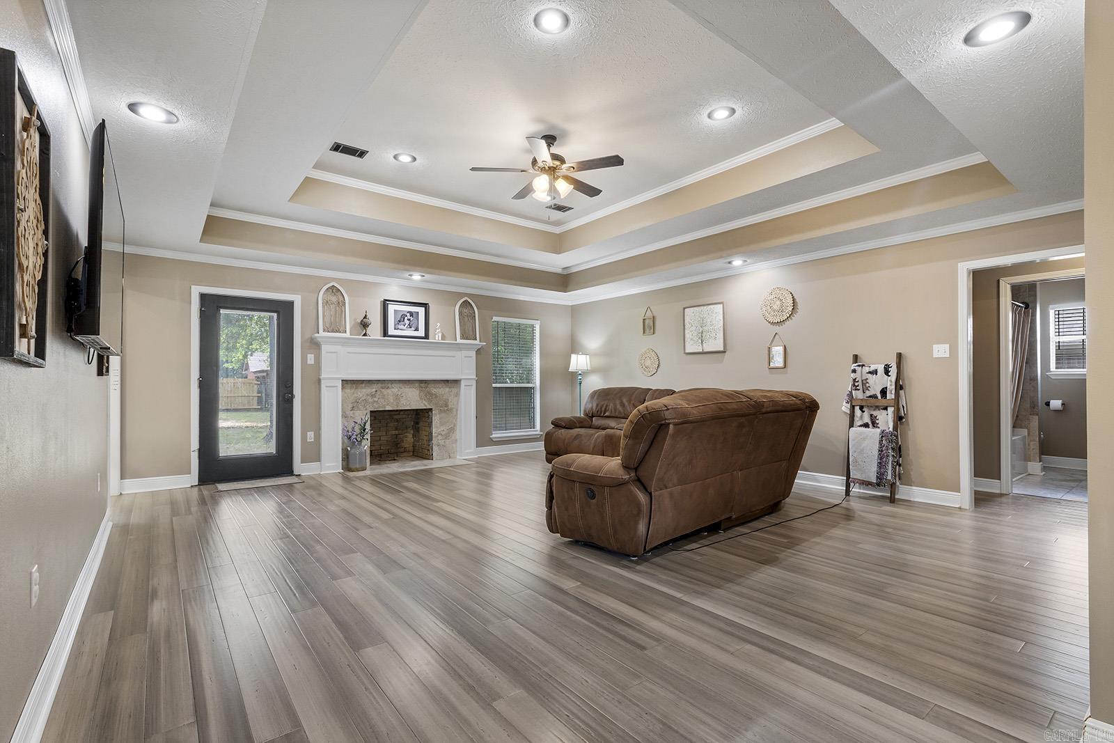 KROOKED KREEK - Residential