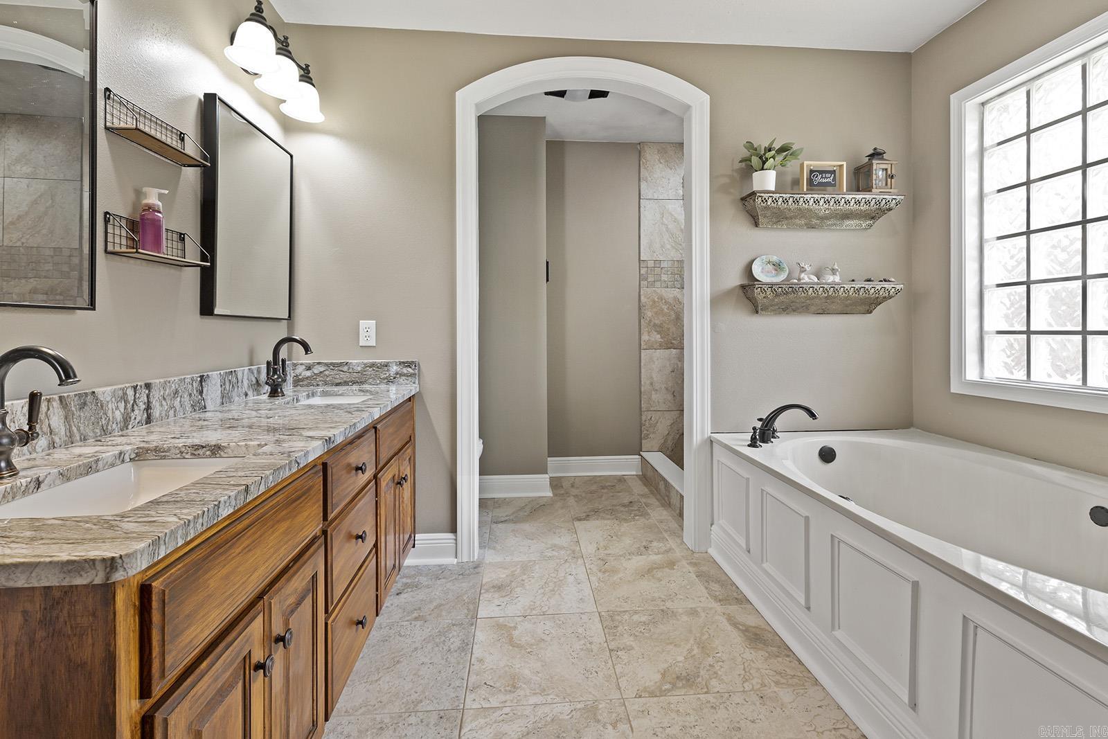 KROOKED KREEK - Residential