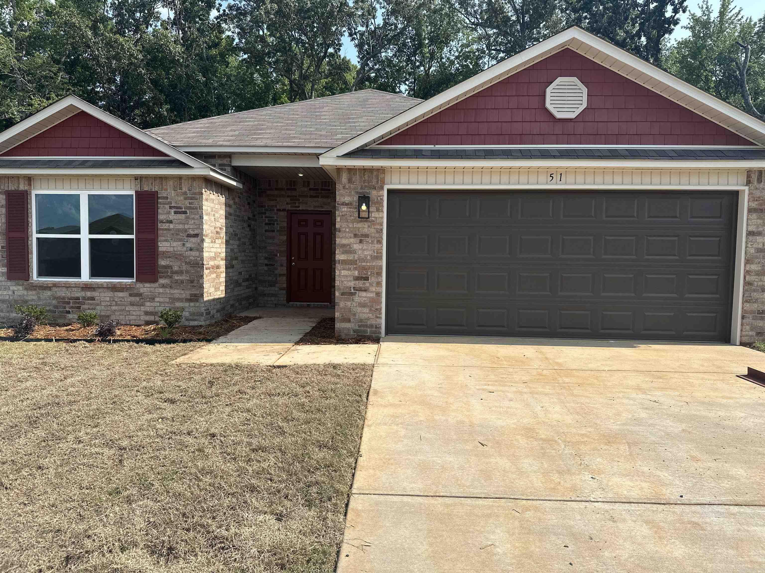 OAKLAND GROVE ESTATES - Residential