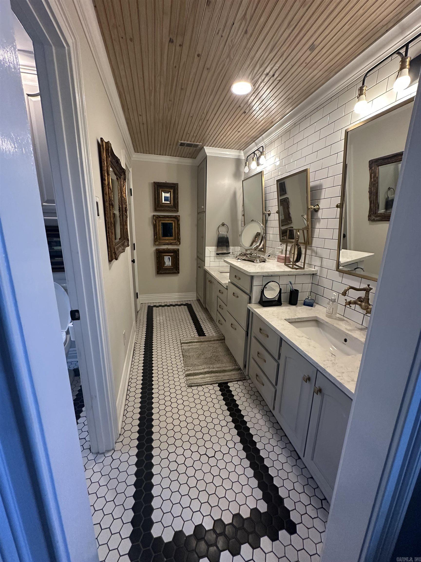 Metes & Bounds - Residential