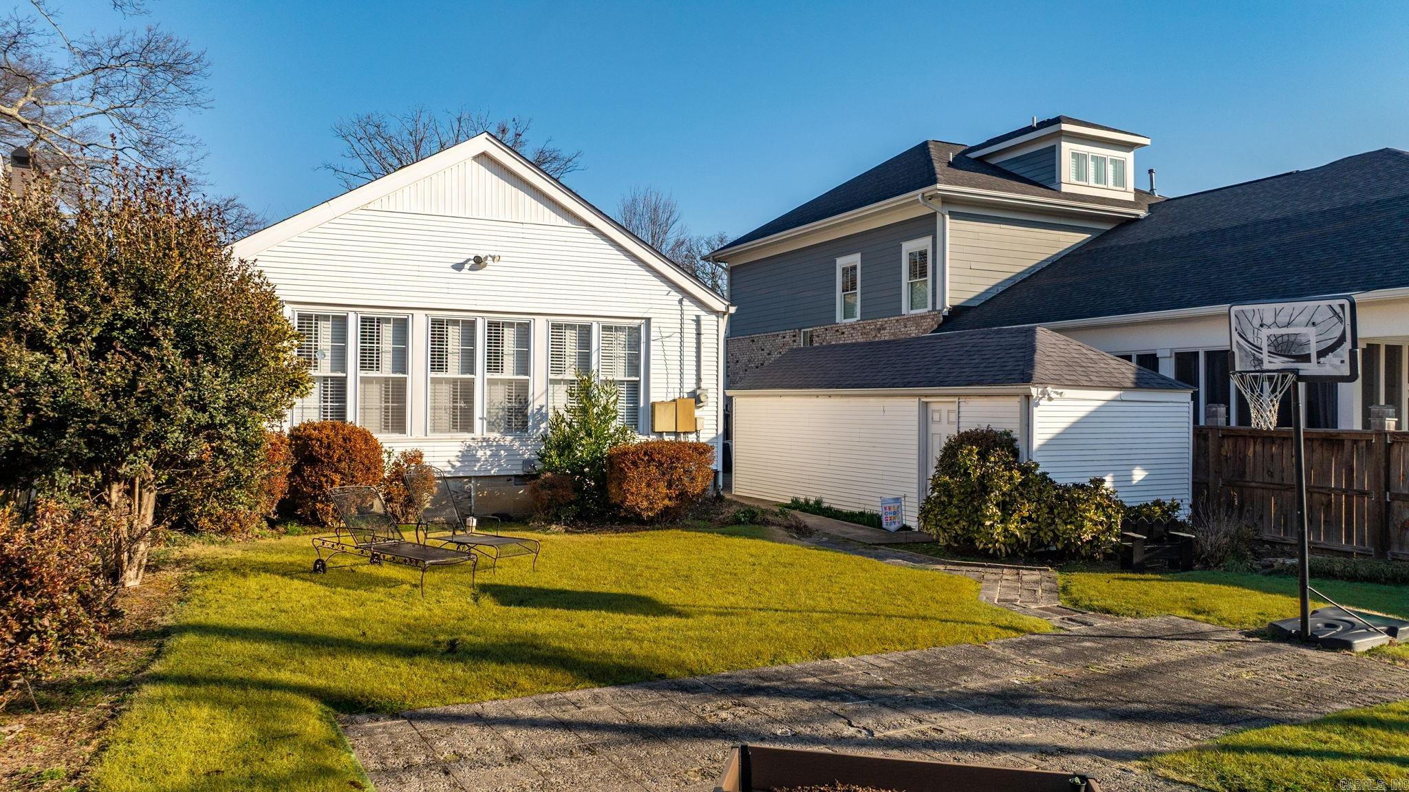 Newtons - Residential