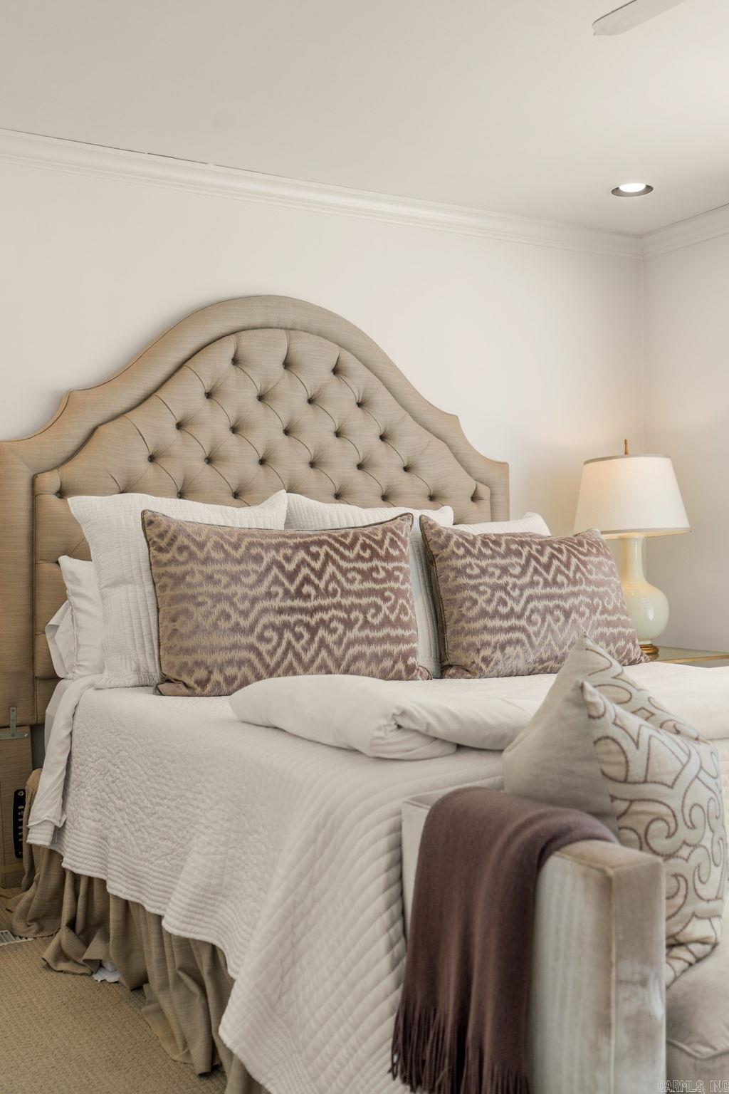 Newtons - Residential