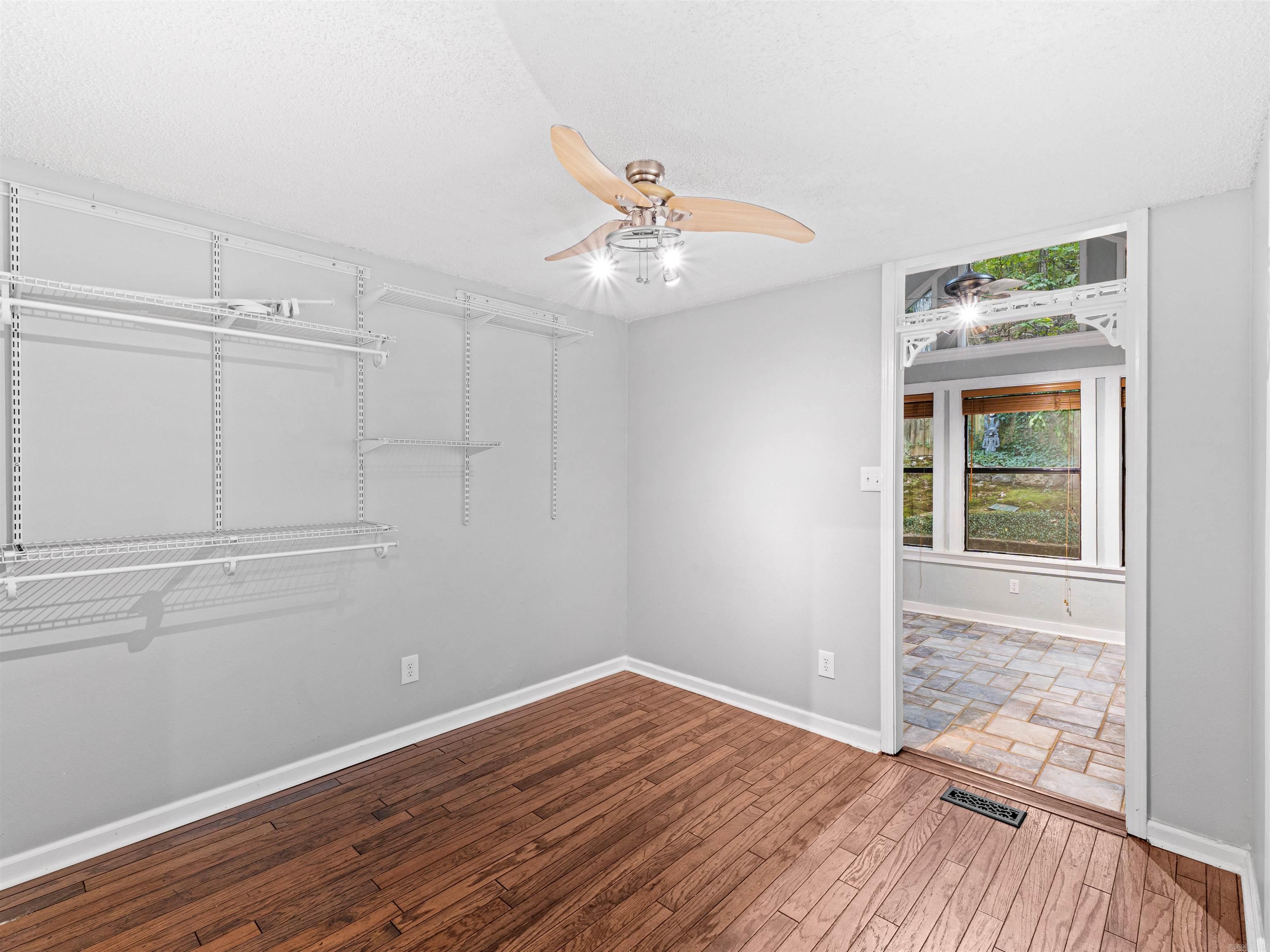 WHITE OAK VILLAGE - Residential