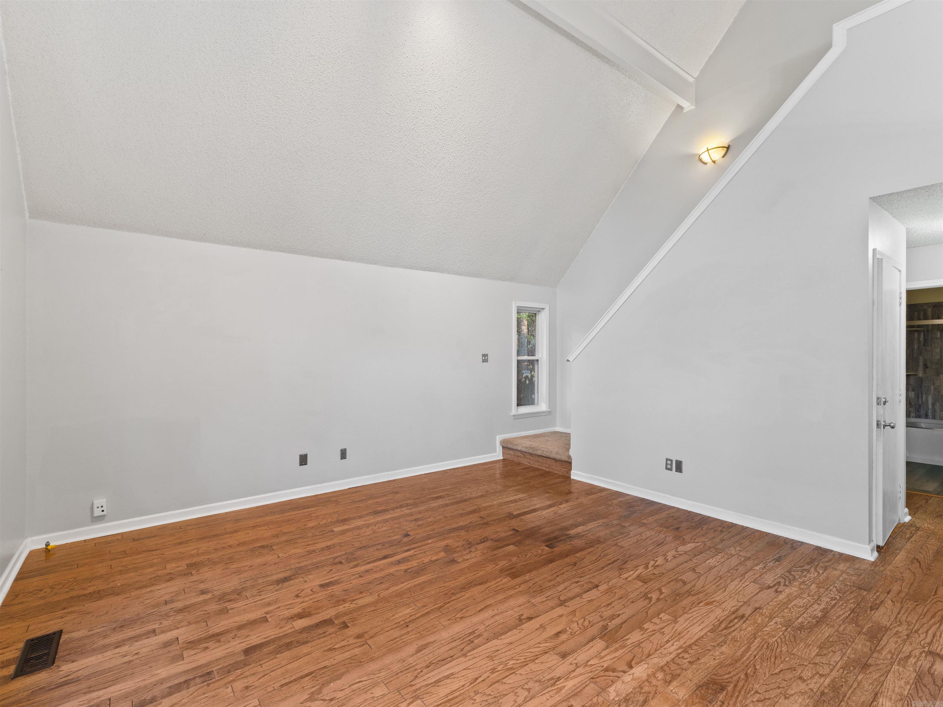 WHITE OAK VILLAGE - Residential