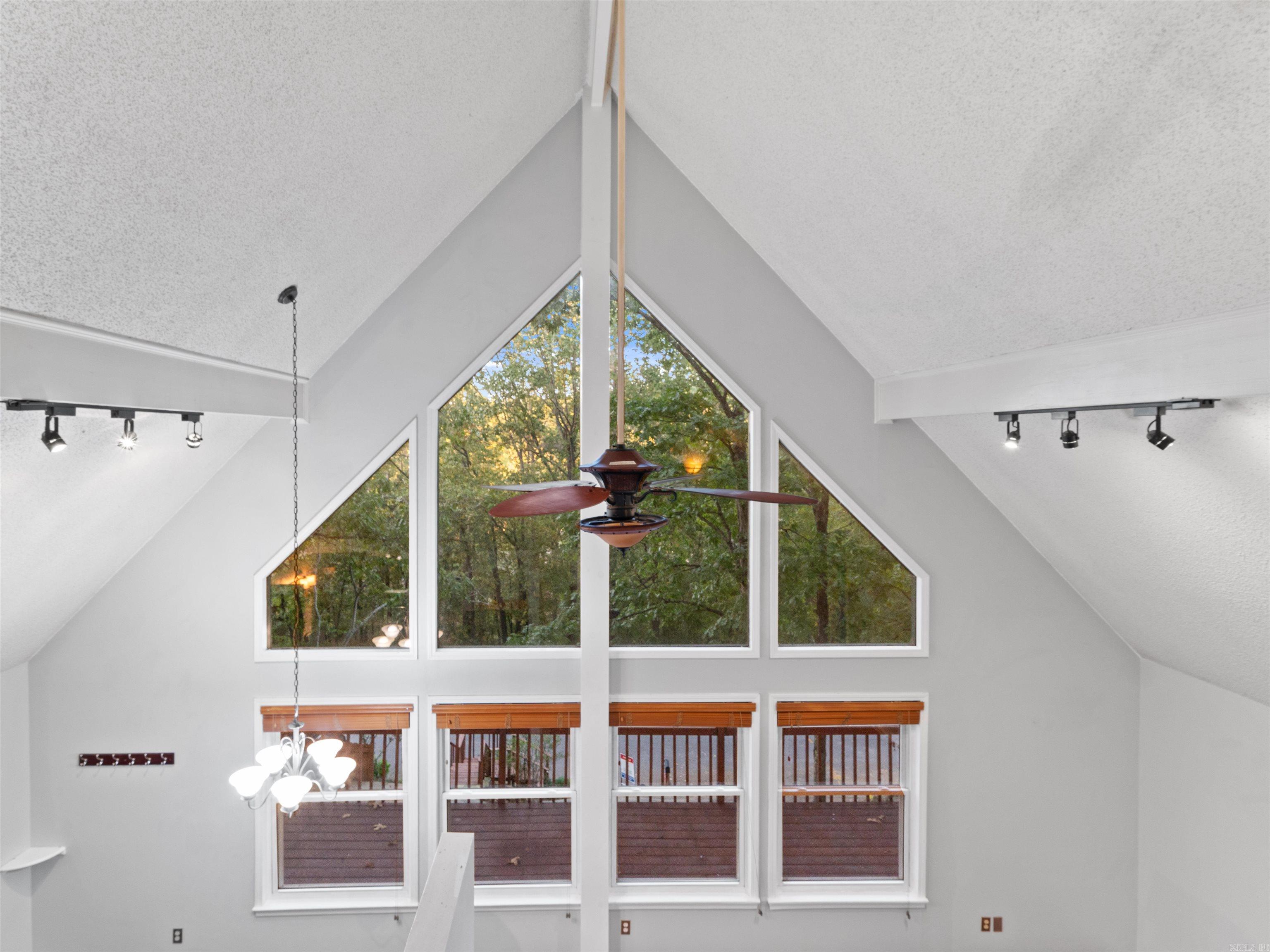 WHITE OAK VILLAGE - Residential