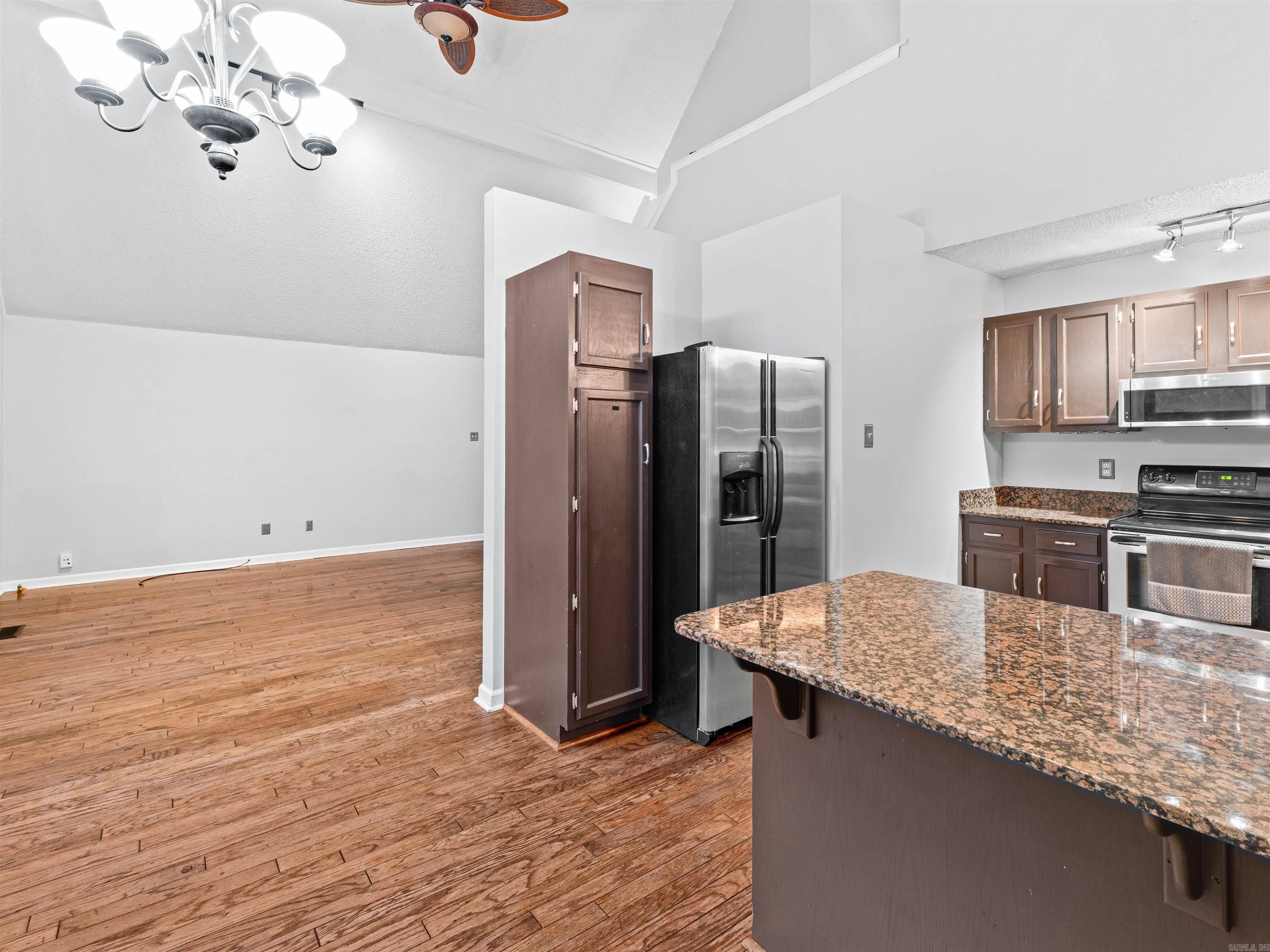 WHITE OAK VILLAGE - Residential