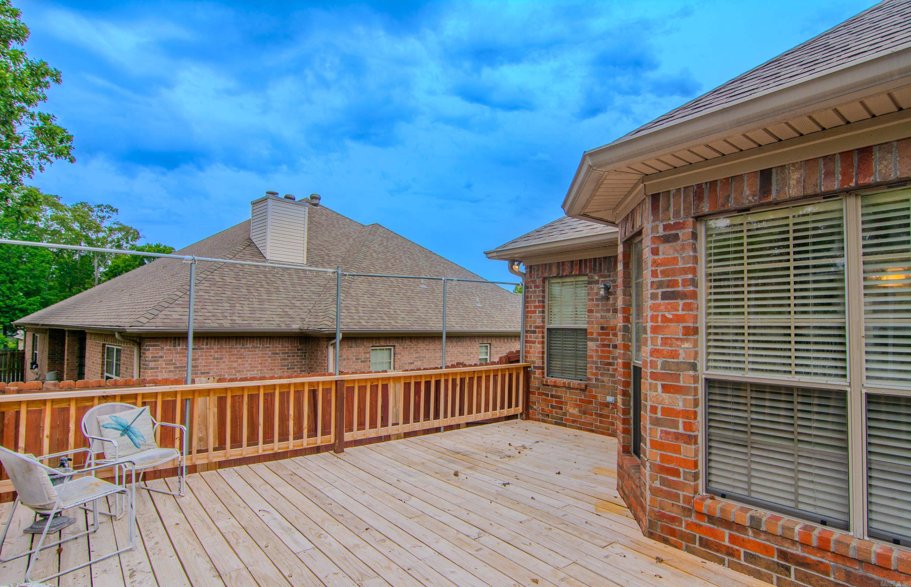 COUNTRY CLUB OF ARK THE - Residential