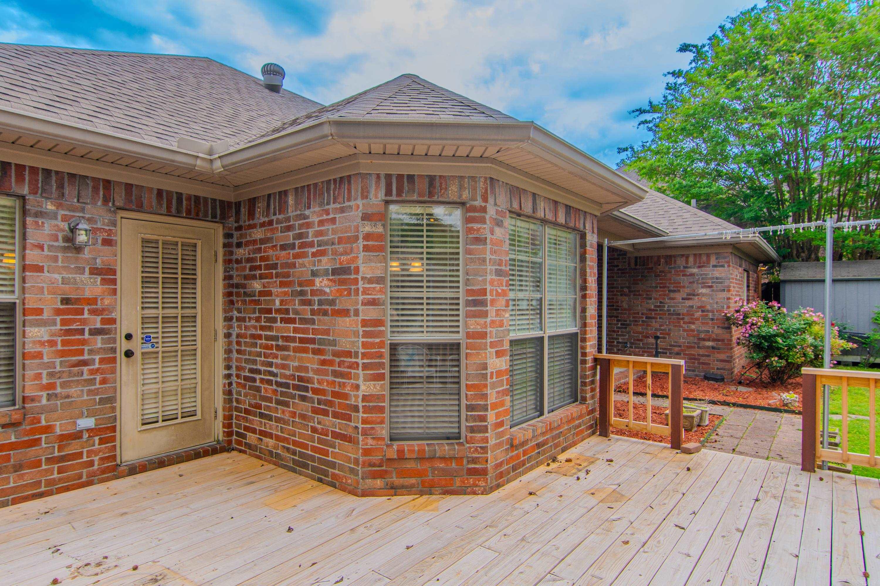 COUNTRY CLUB OF ARK THE - Residential