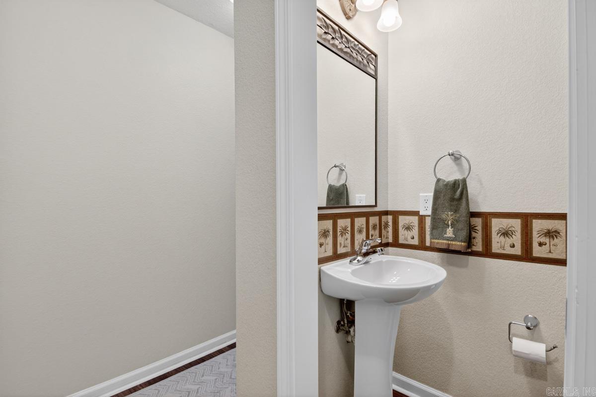 DOMINAR - Residential