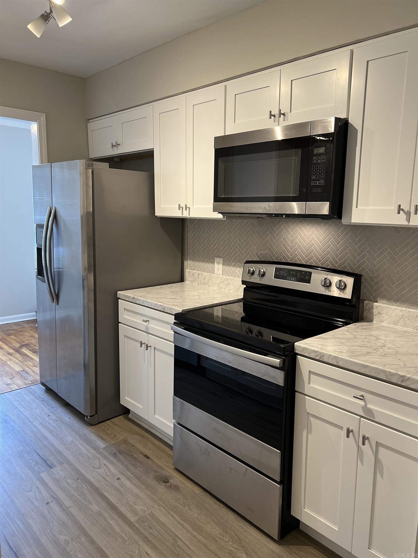 Thompson - Residential