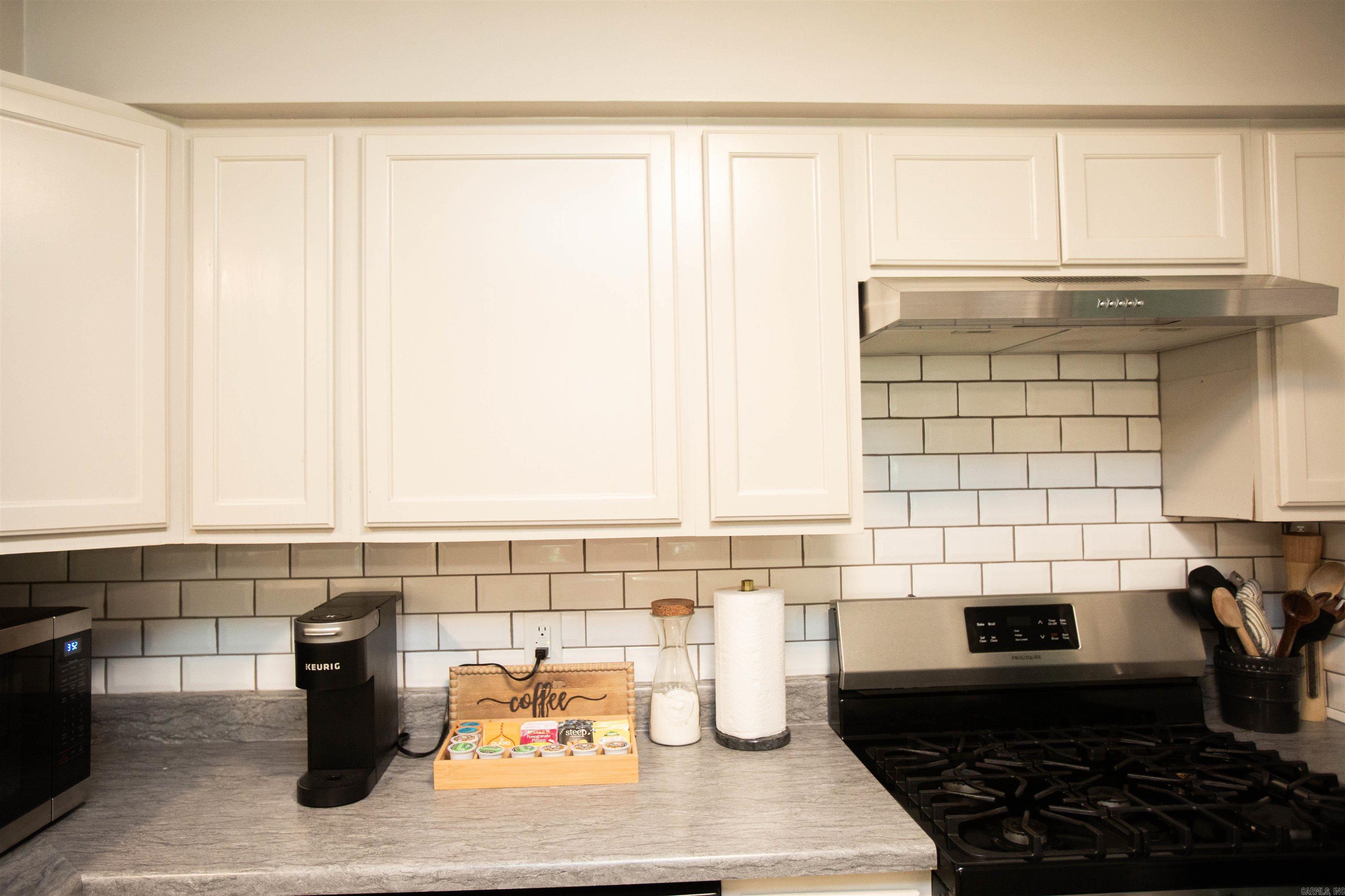 Riffel & Rhoten - Residential Lease