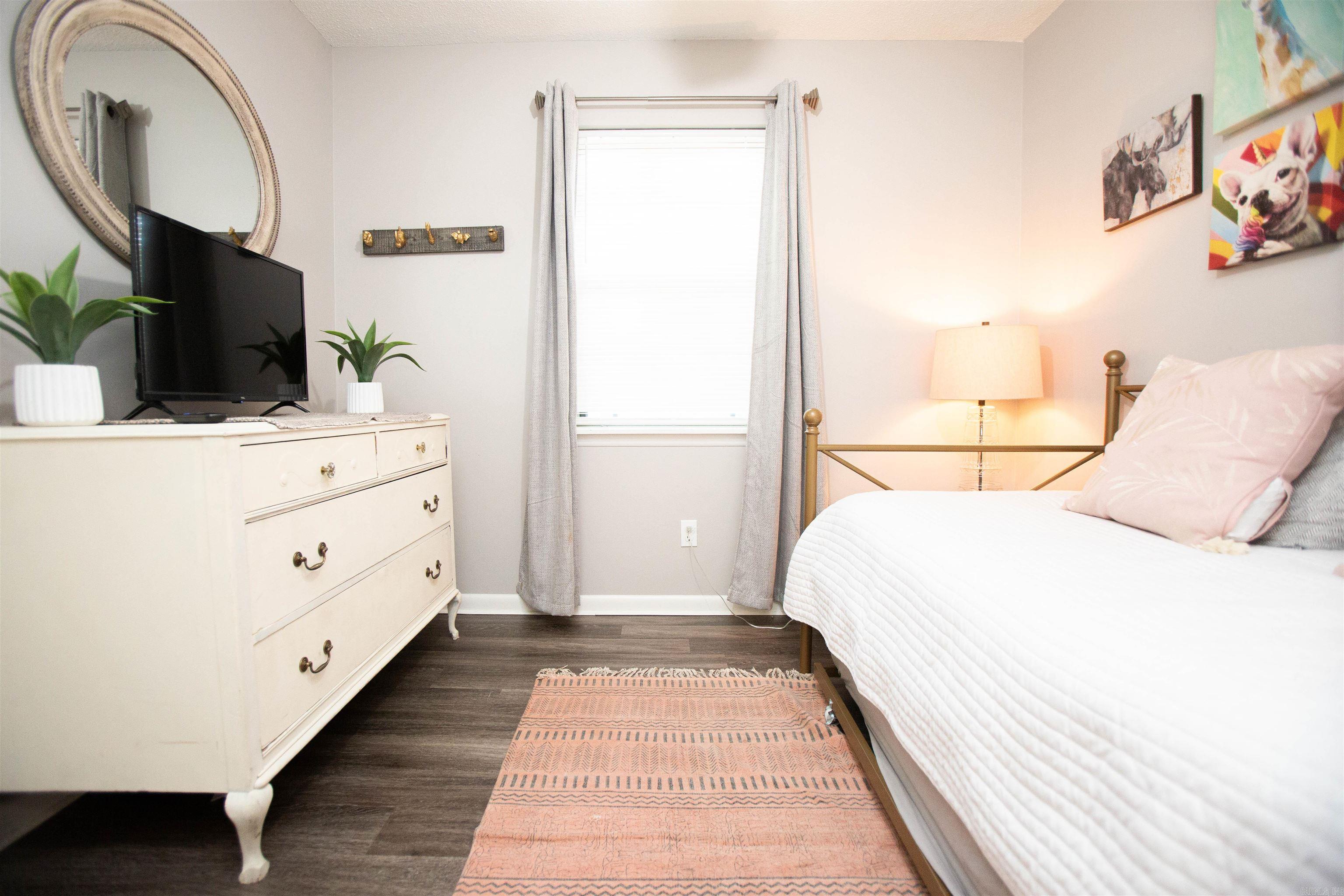 Riffel & Rhoten - Residential Lease