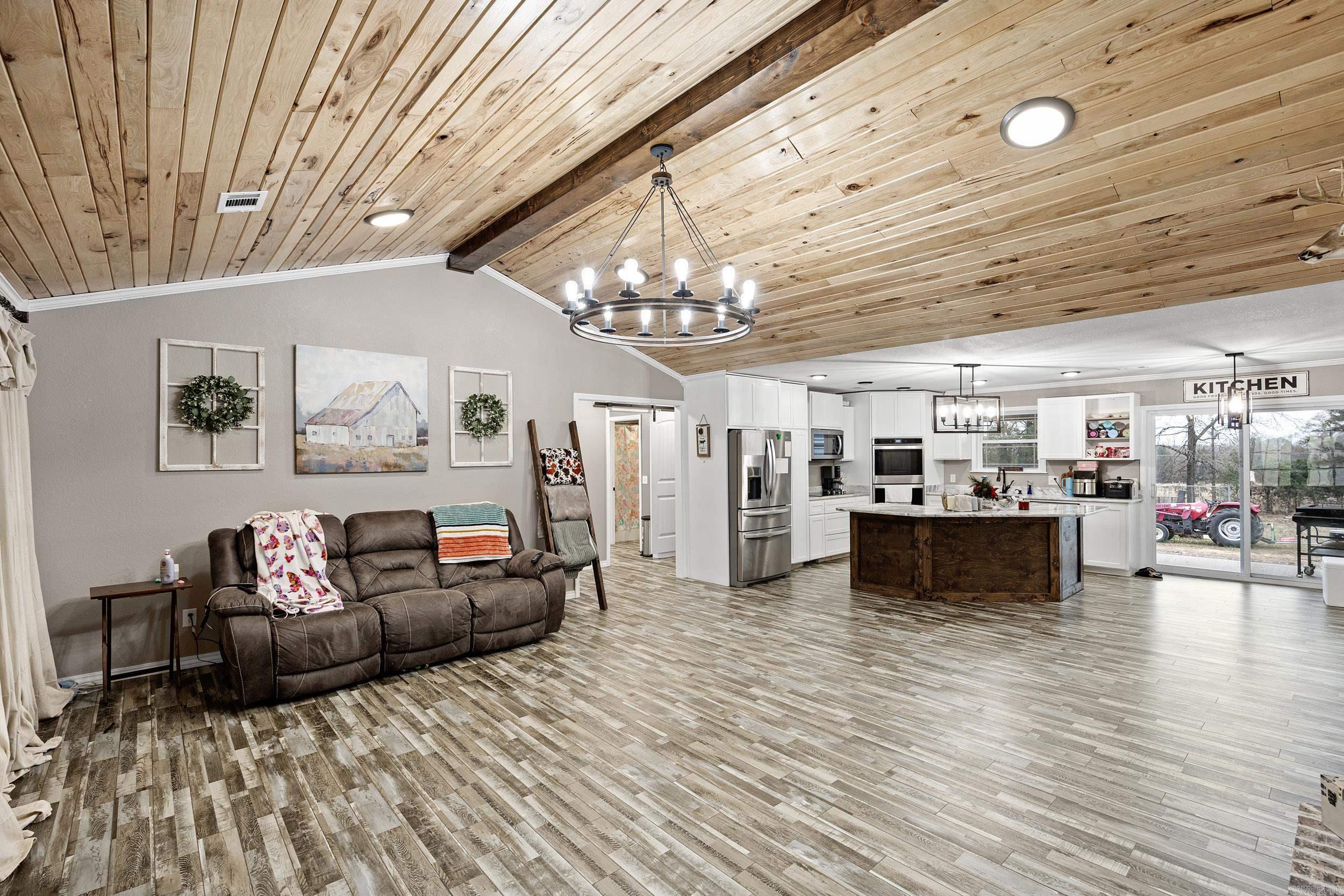 Metes & Bounds - Residential