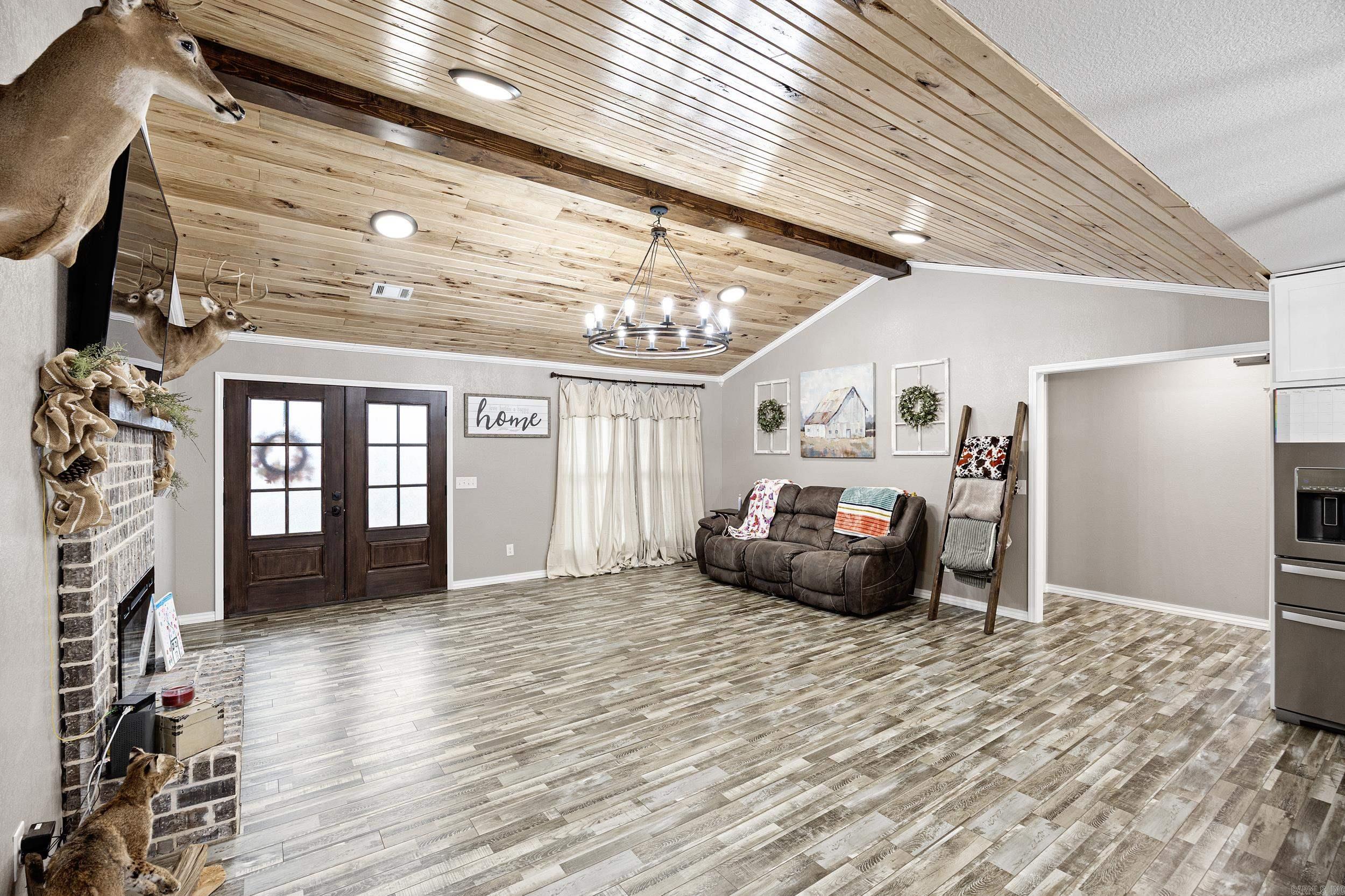 Metes & Bounds - Residential