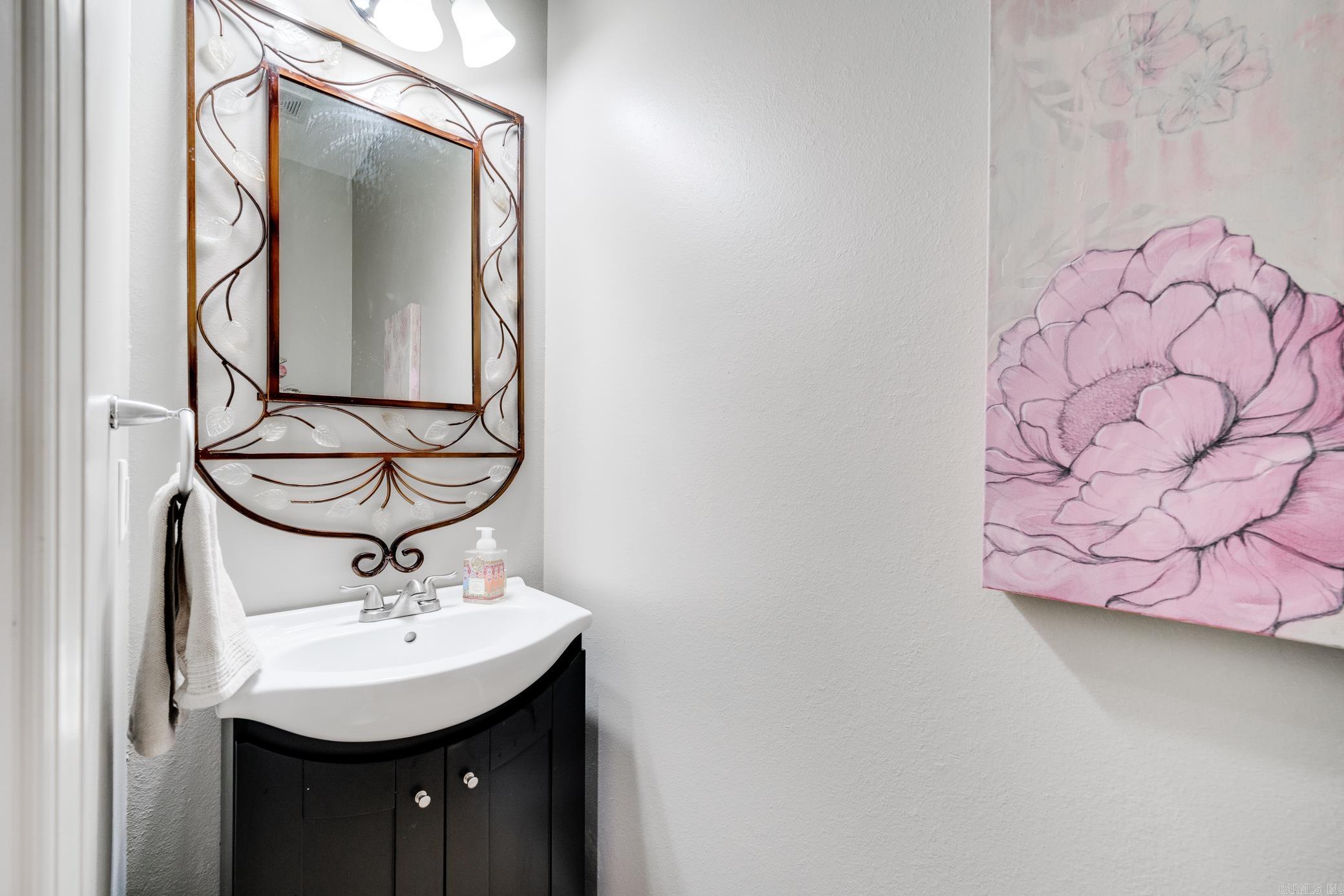 CRESTHAVEN - Residential