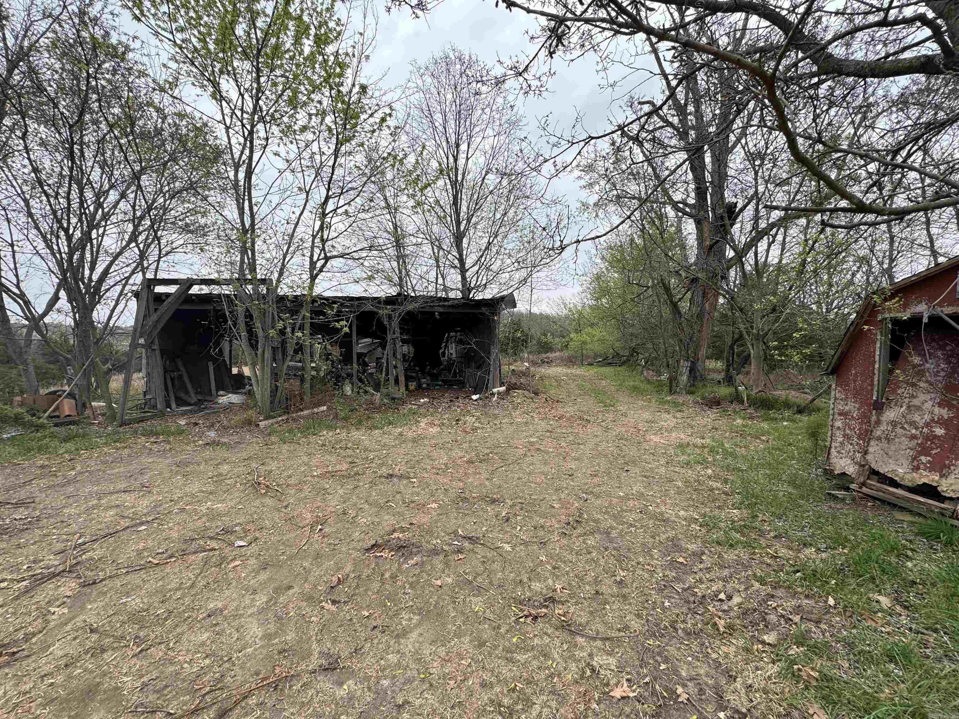 Metes & Bounds - Land