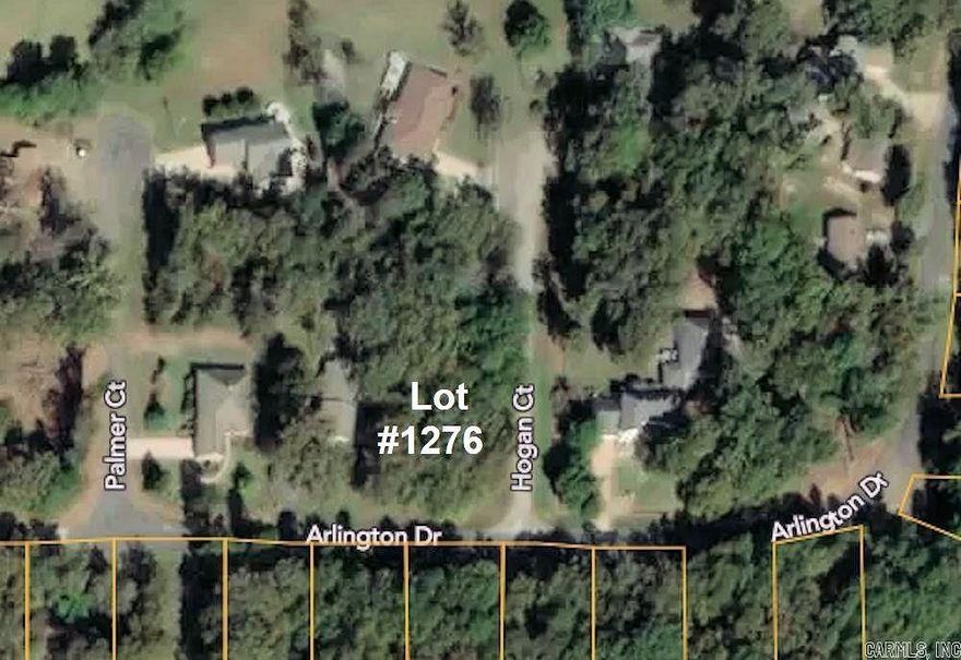 This large level corner lot is .57 acres and ready to build on.  It's located in a developed area of Diamondhead and less than 200' from the Golf Course.  Seller will provide a warranty deed but it can take 90 days to complete the quiet title process, or 30 days using the Tax Certification Process.