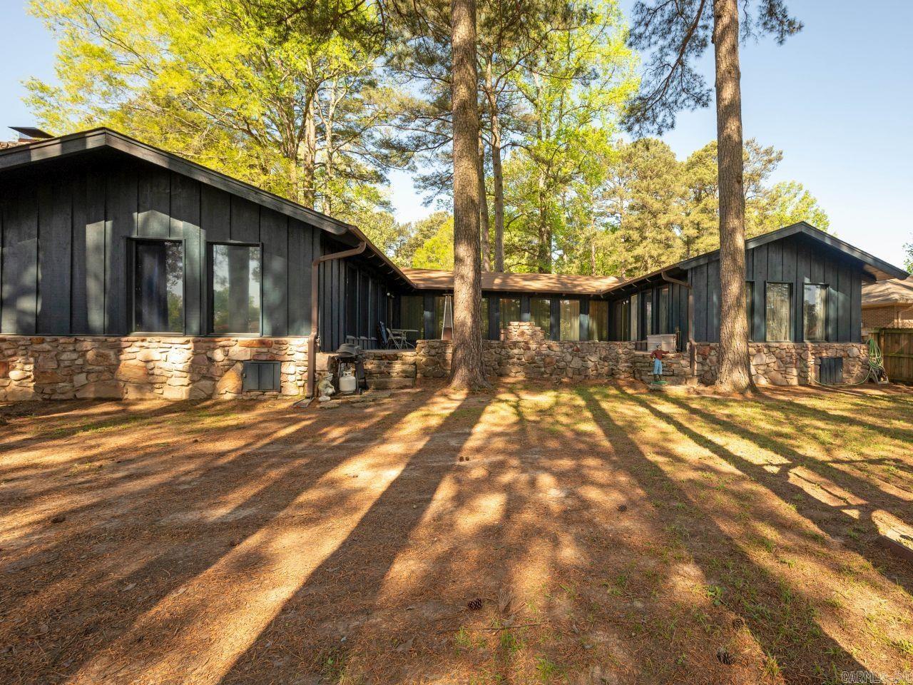 FOXWOOD J - Residential