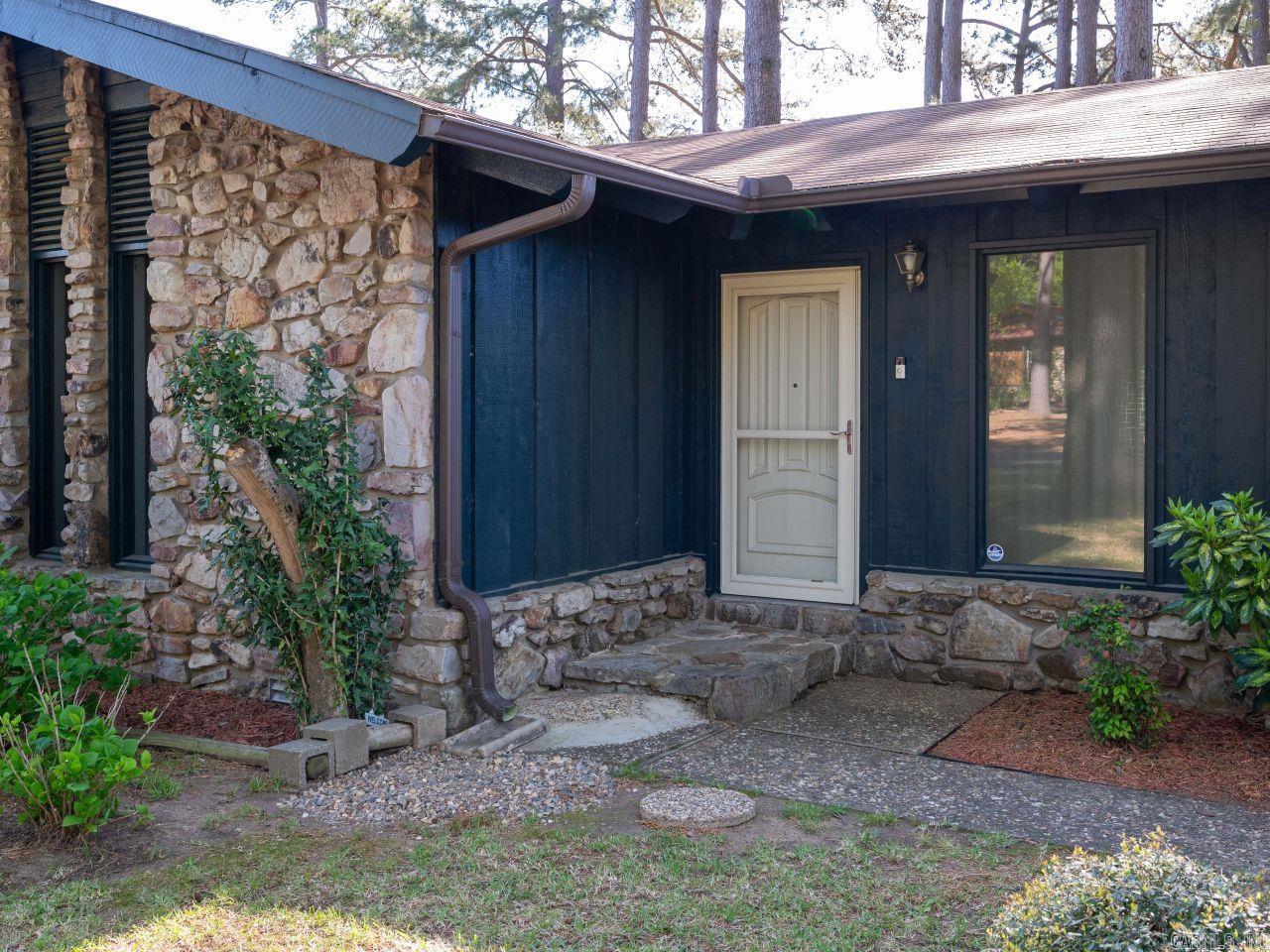 FOXWOOD J - Residential