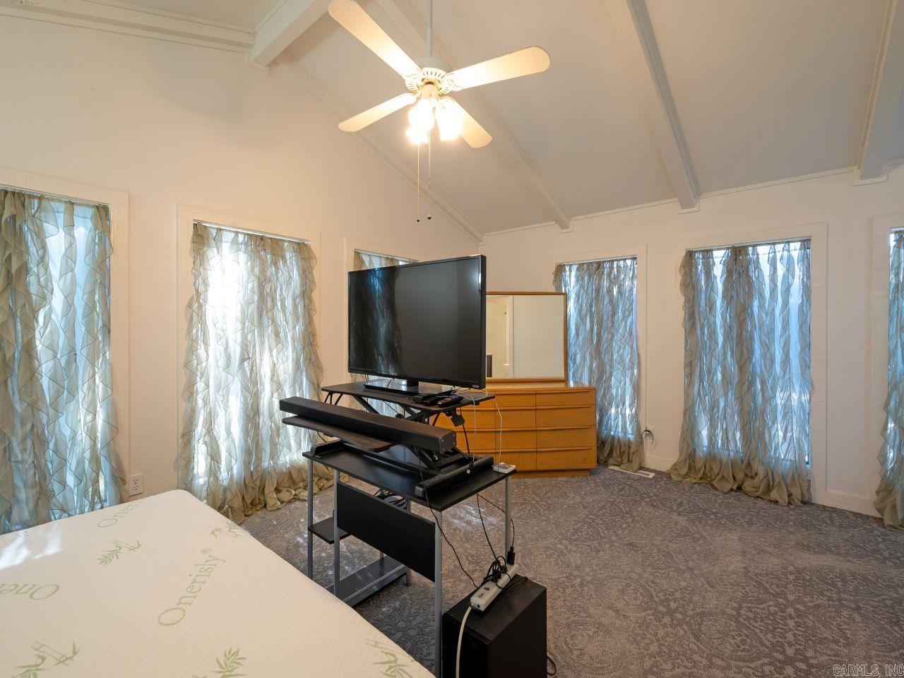 FOXWOOD J - Residential