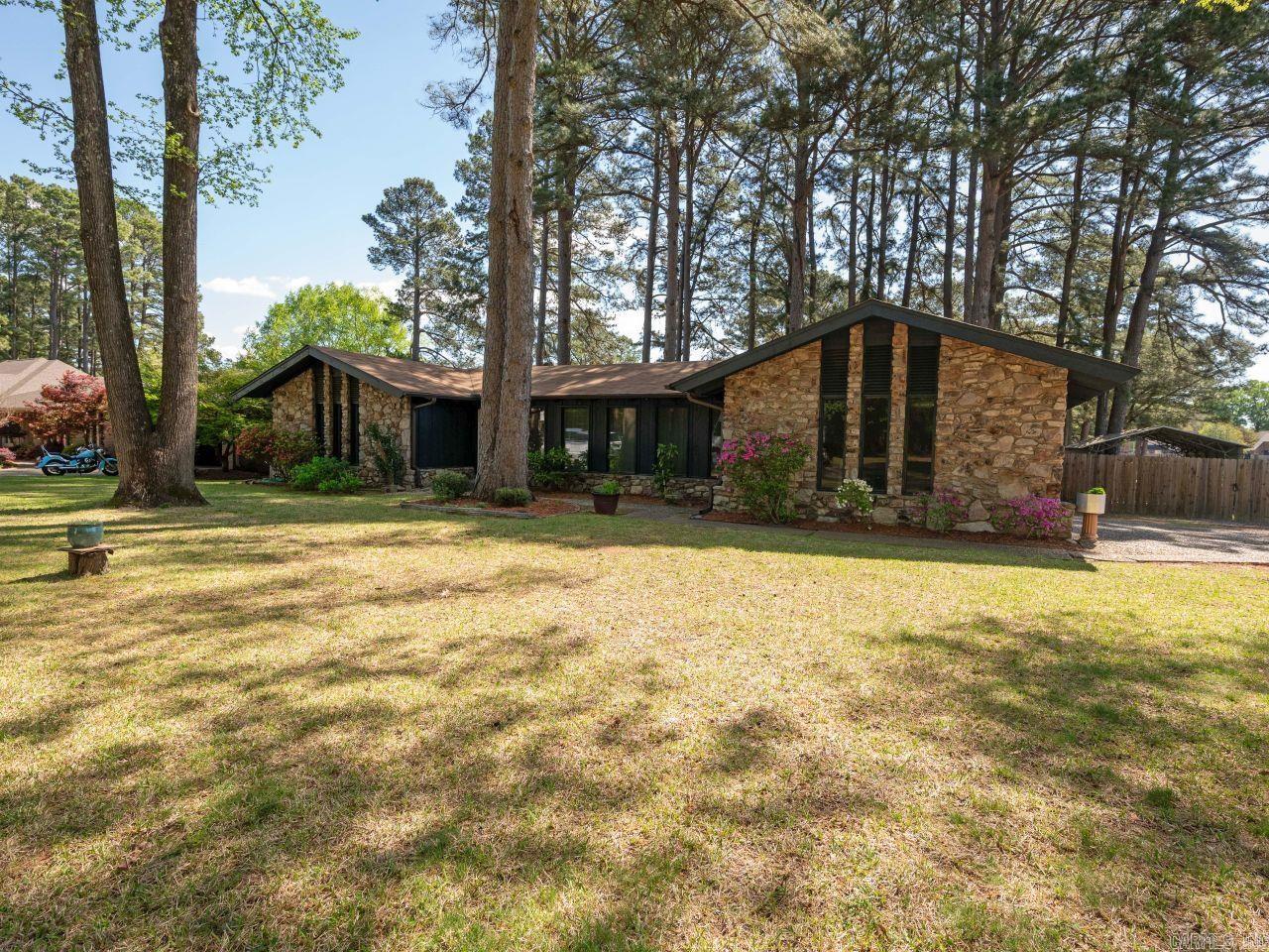 FOXWOOD J - Residential