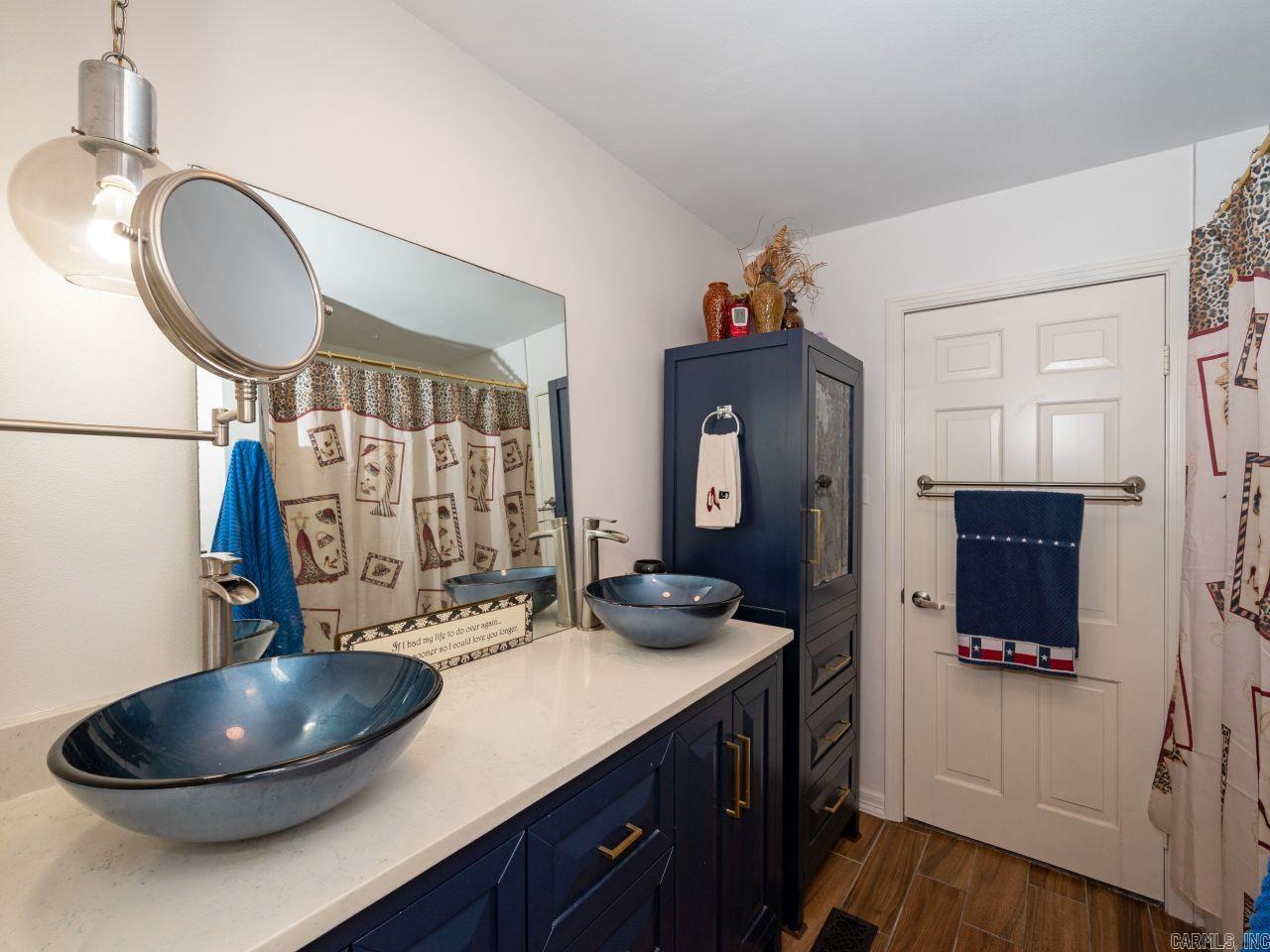 FOXWOOD J - Residential