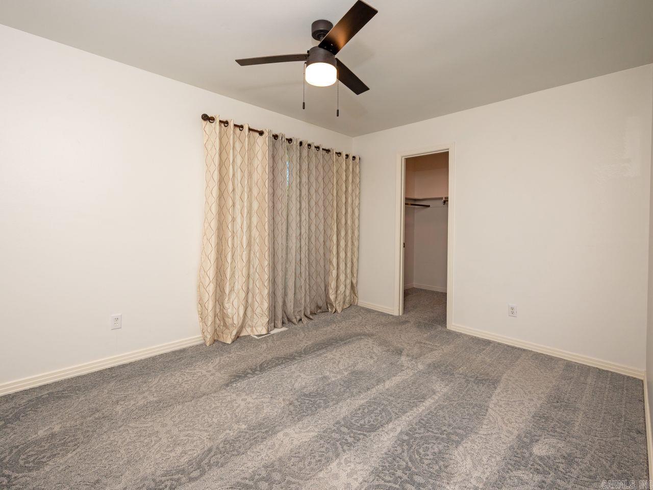 FOXWOOD J - Residential