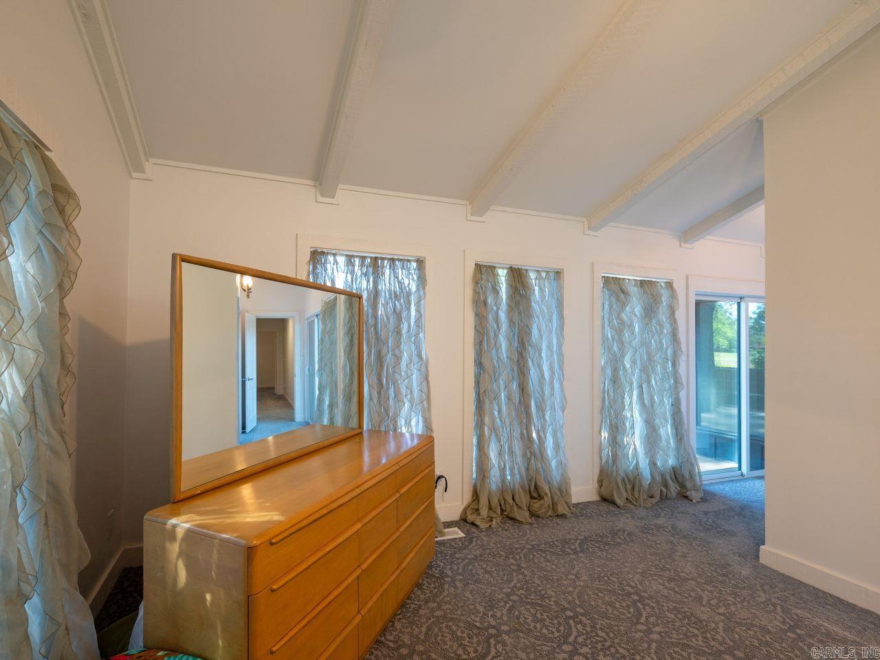 FOXWOOD J - Residential