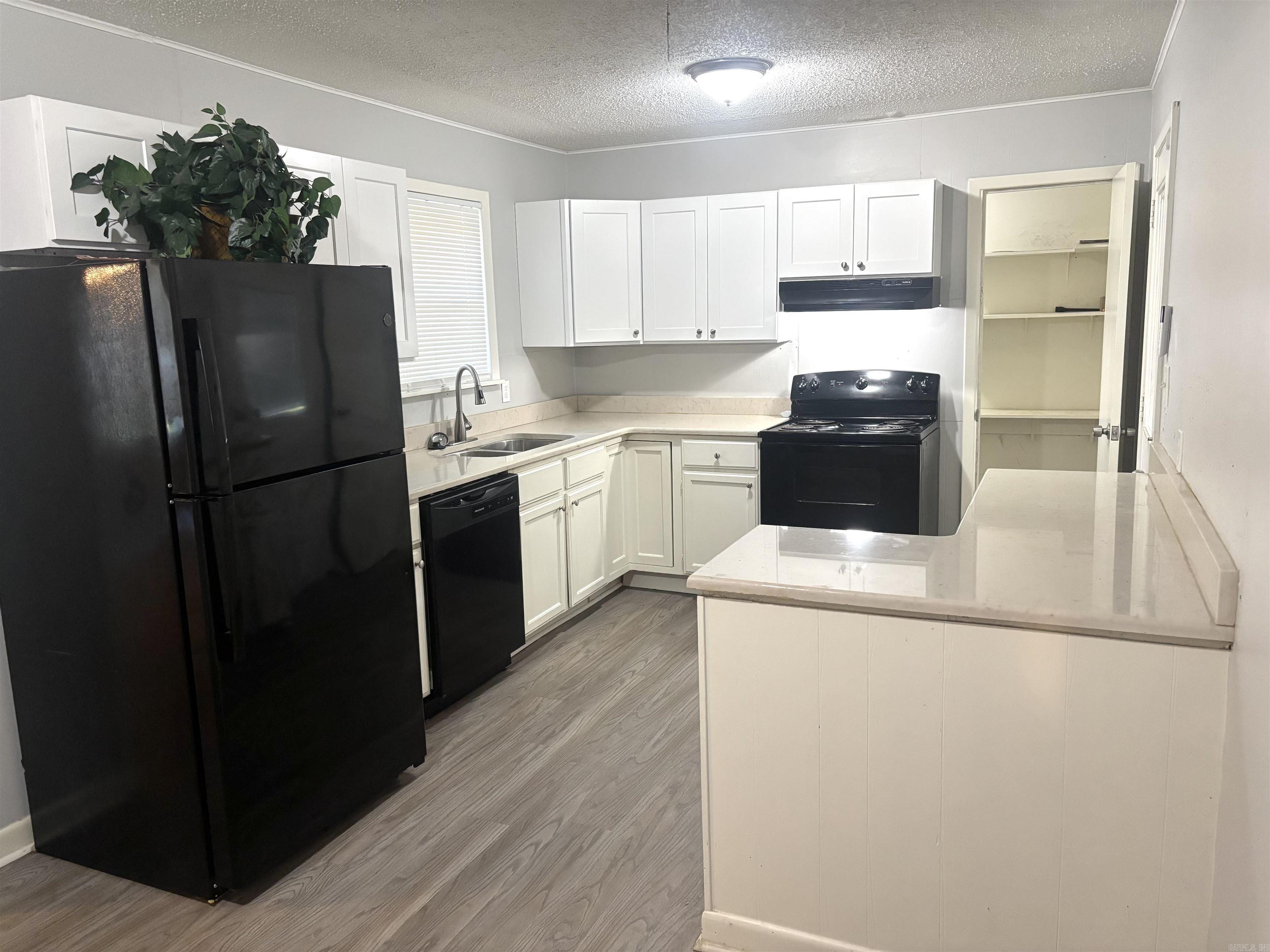 Delwood - Residential