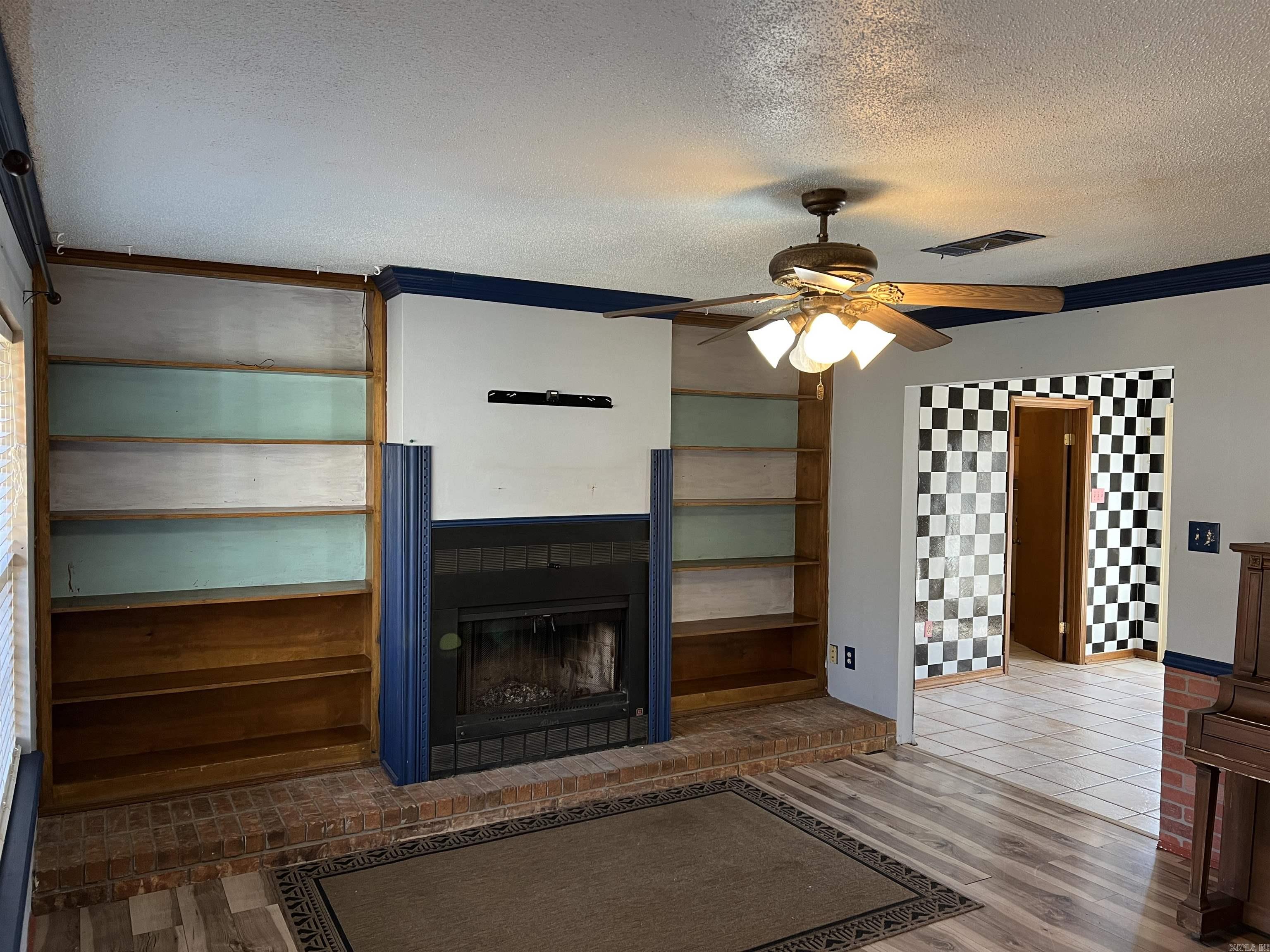 FORREST ACRES OVERLOOK - Residential