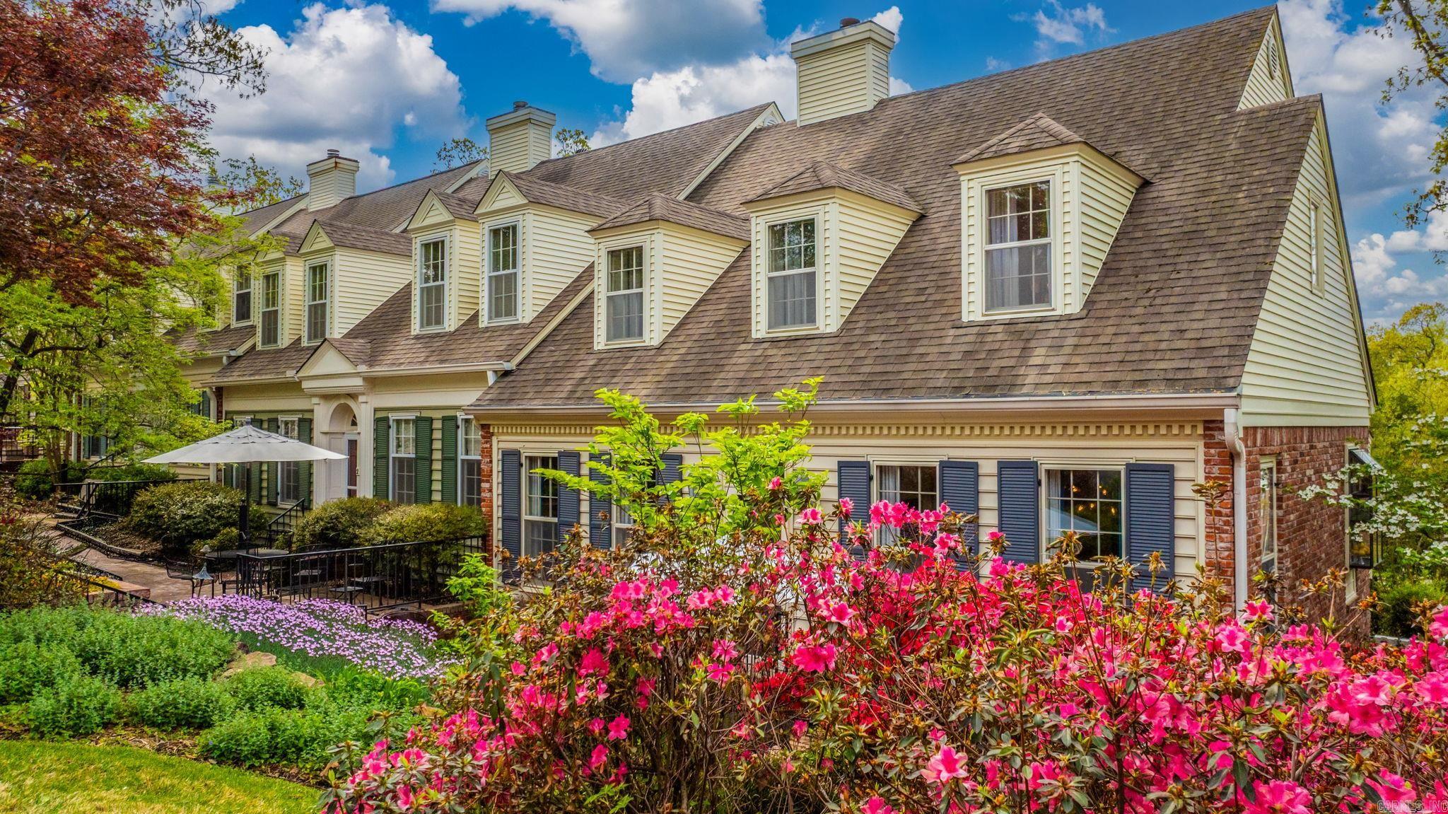 THIRTY FIVE FIFTEEN HILL HPR - Residential