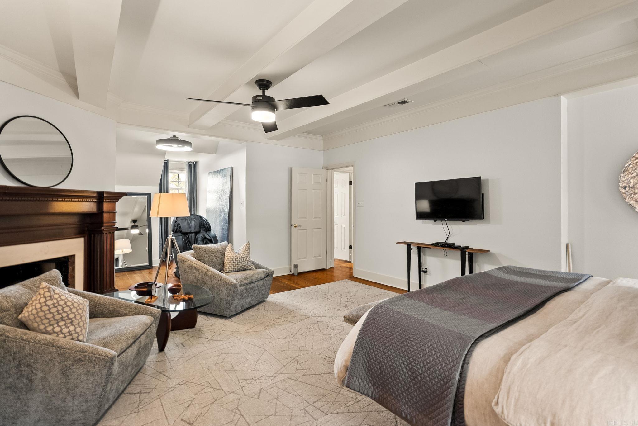 THIRTY FIVE FIFTEEN HILL HPR - Residential