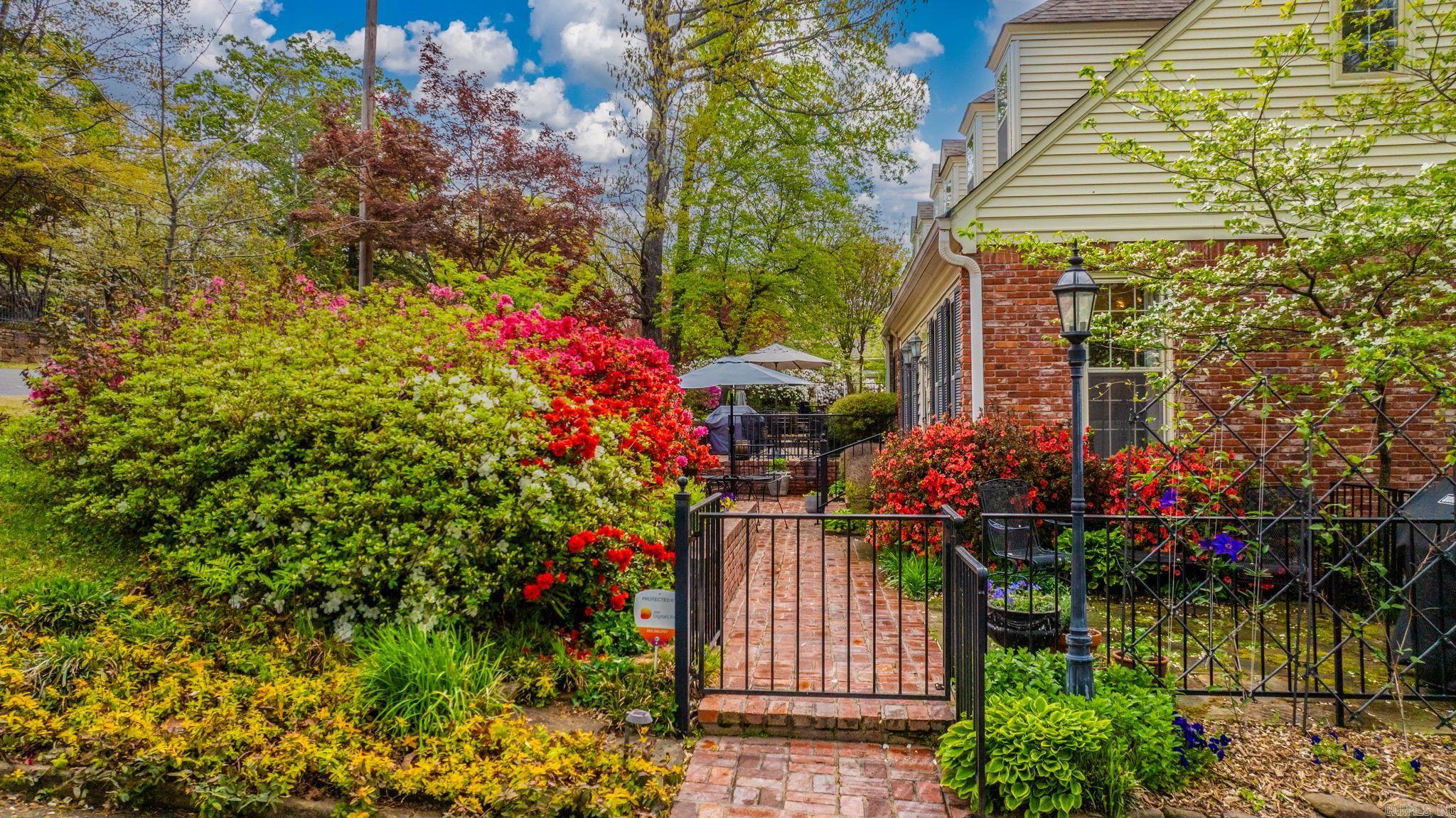 THIRTY FIVE FIFTEEN HILL HPR - Residential