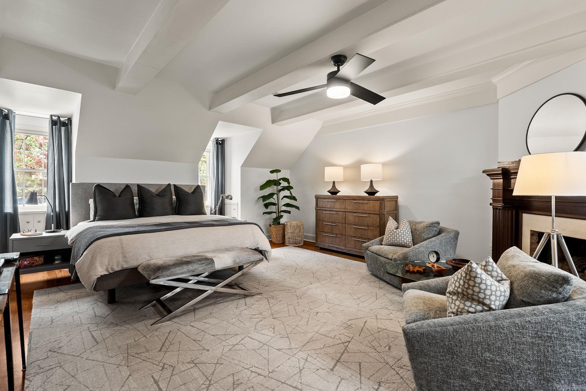 THIRTY FIVE FIFTEEN HILL HPR - Residential