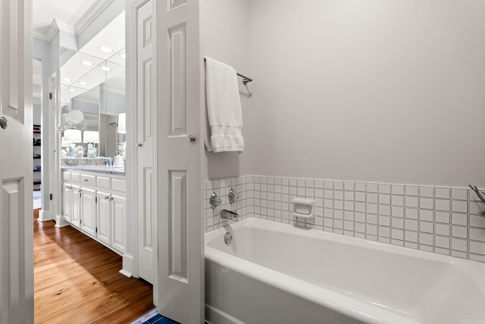 THIRTY FIVE FIFTEEN HILL HPR - Residential