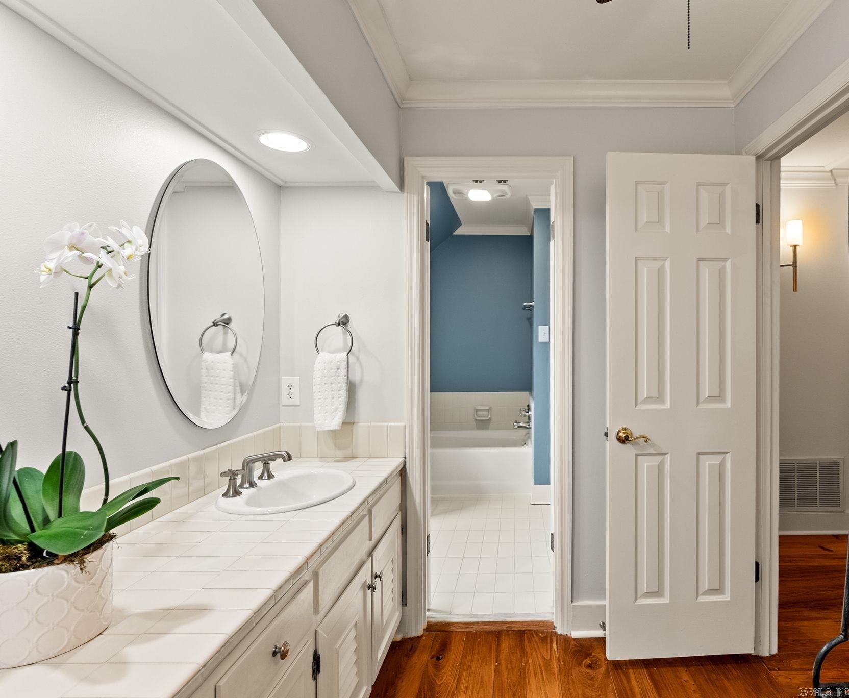 THIRTY FIVE FIFTEEN HILL HPR - Residential