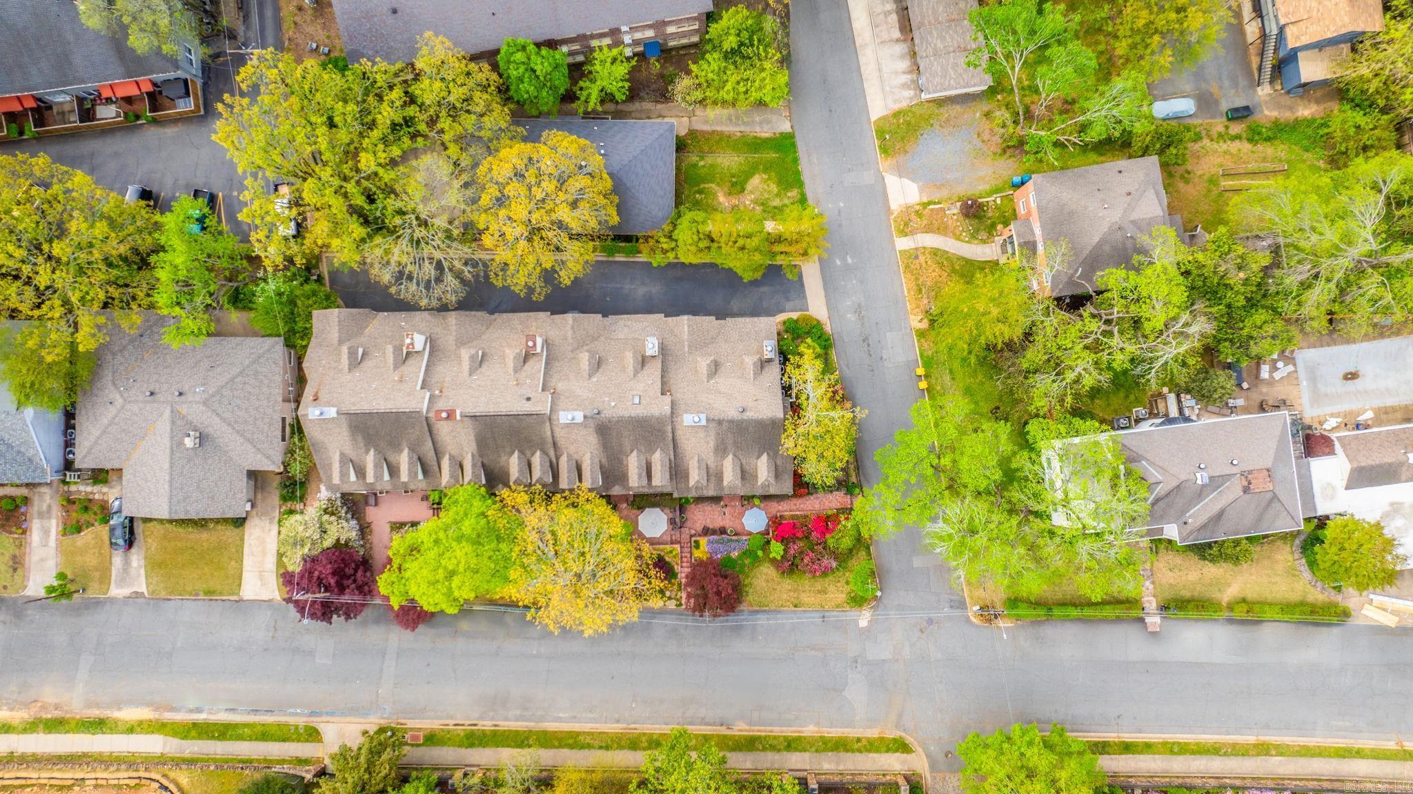 THIRTY FIVE FIFTEEN HILL HPR - Residential