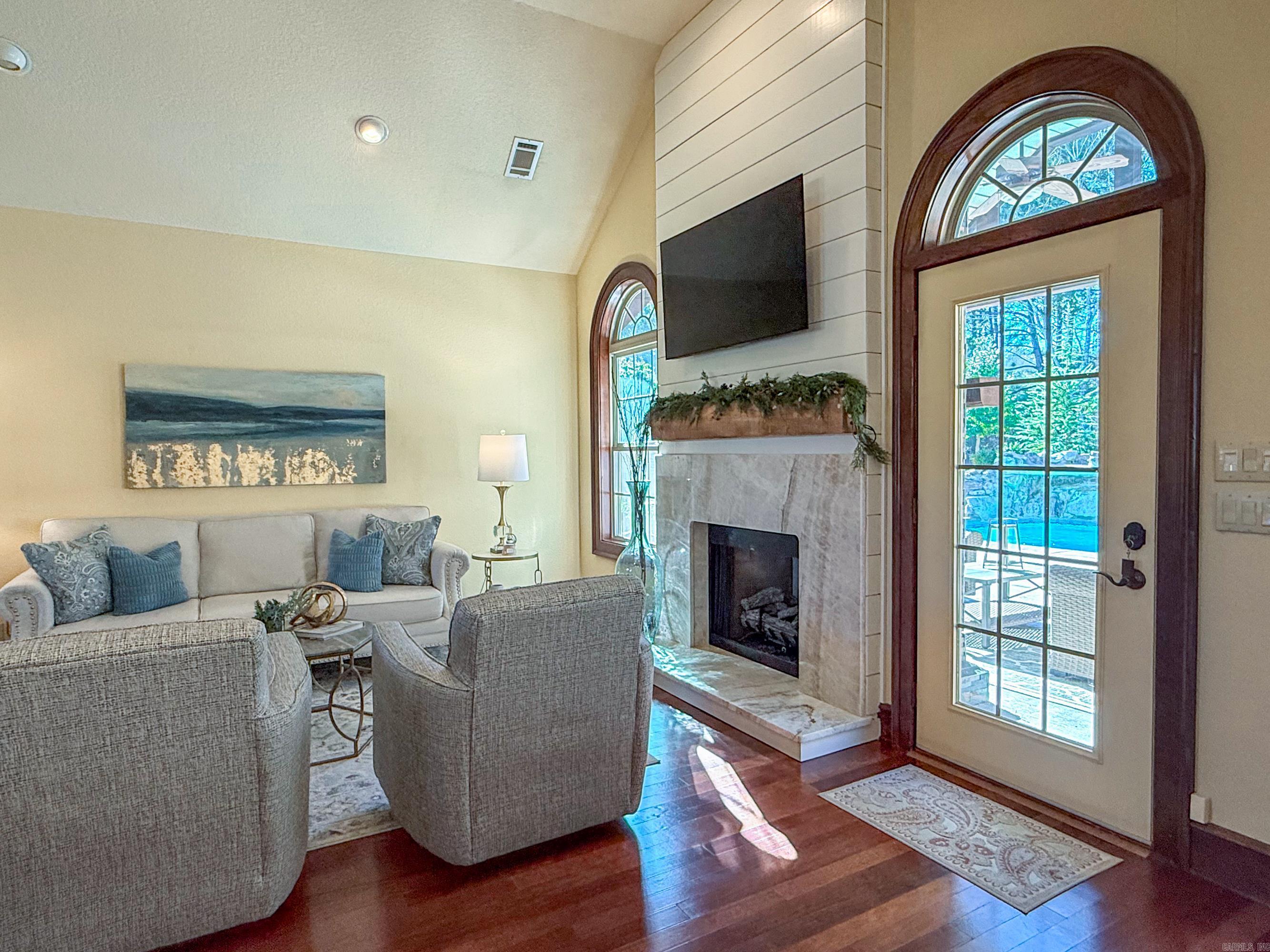 QUAIL RIDGE ESTATES - Residential