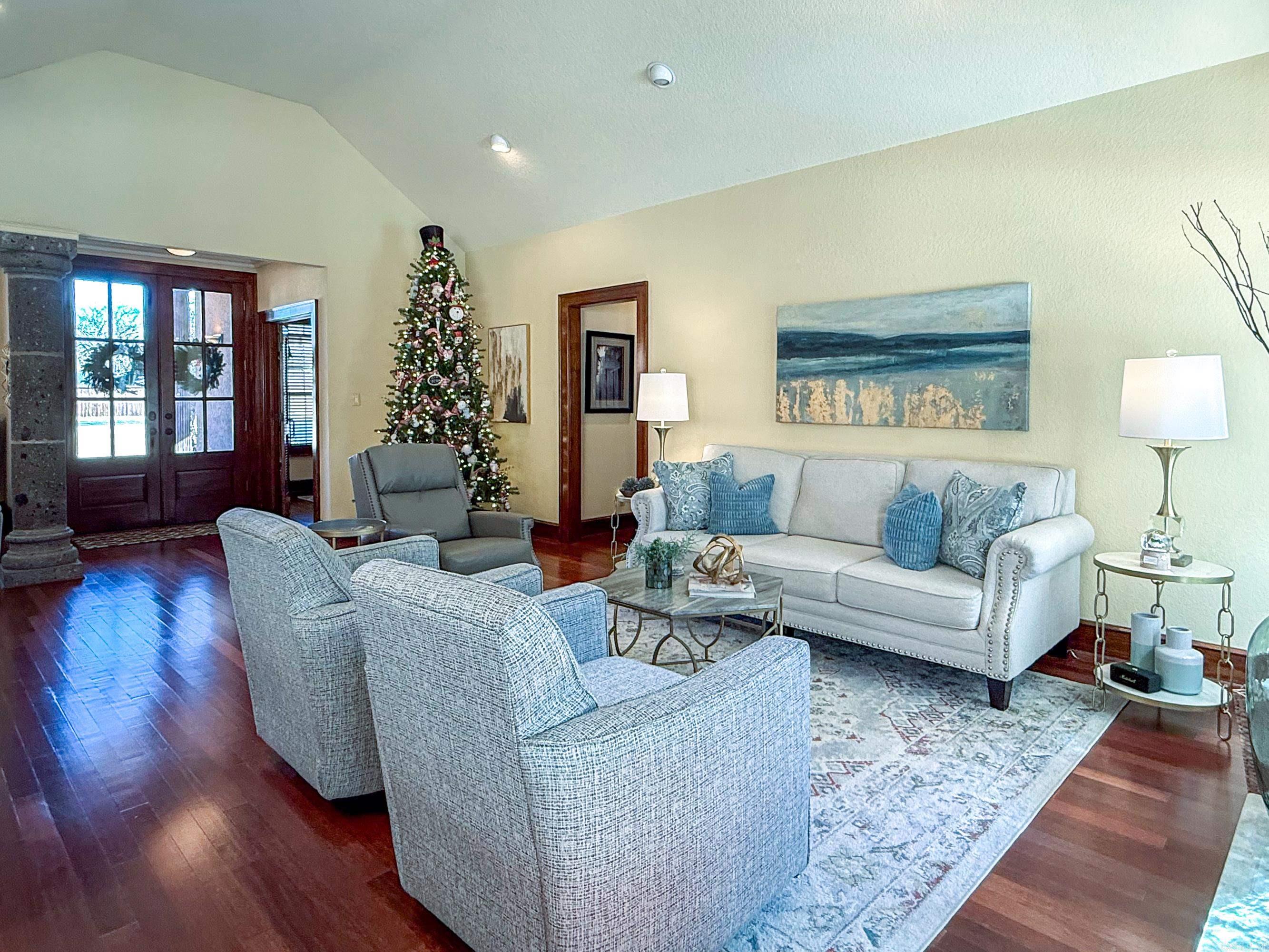 QUAIL RIDGE ESTATES - Residential