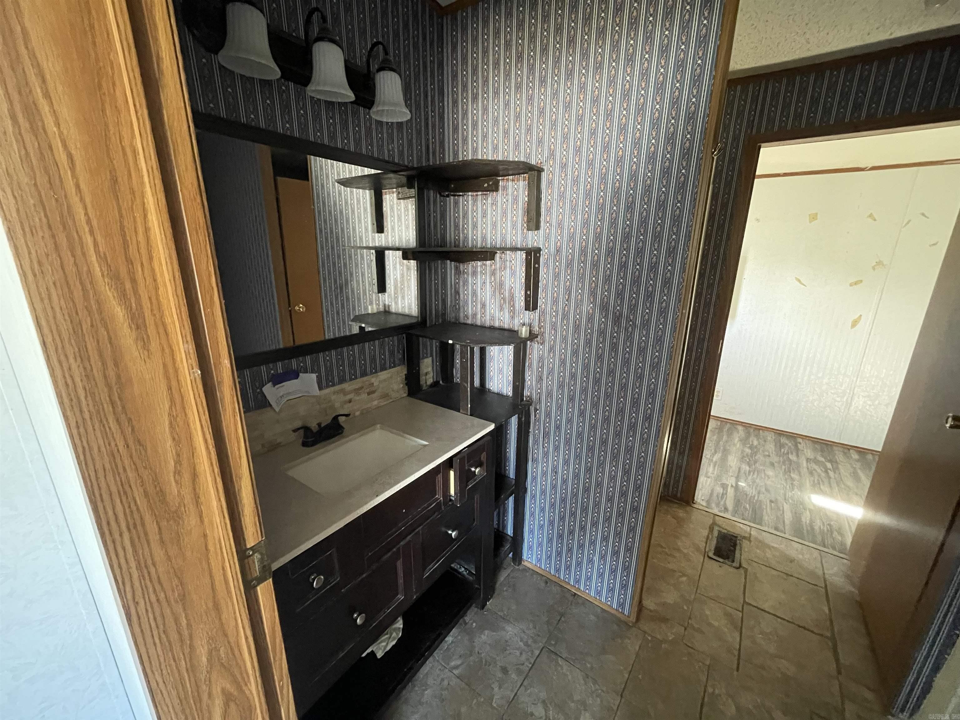 BLACKSNAKE VILLAGE ESTS - Residential