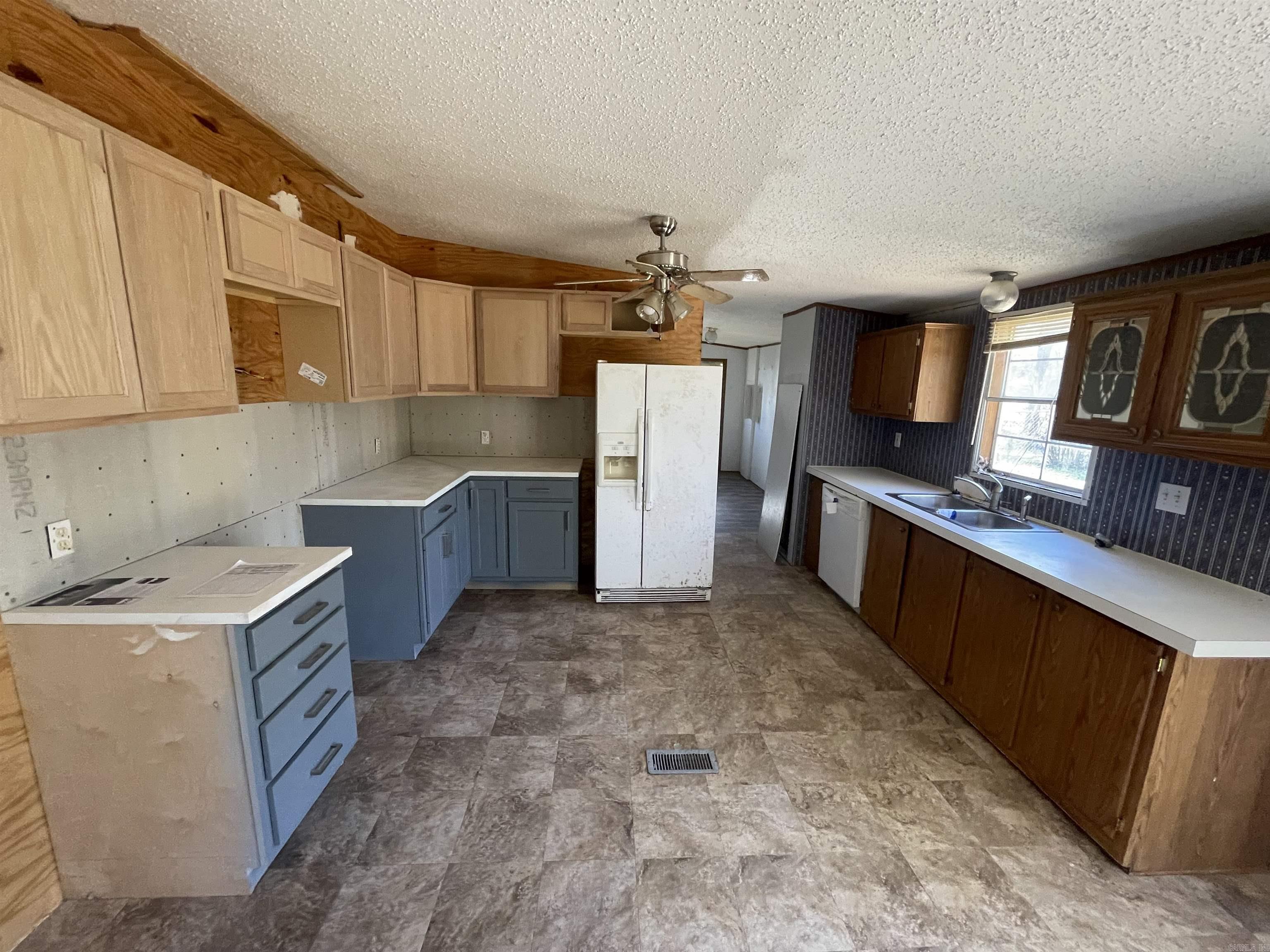 BLACKSNAKE VILLAGE ESTS - Residential