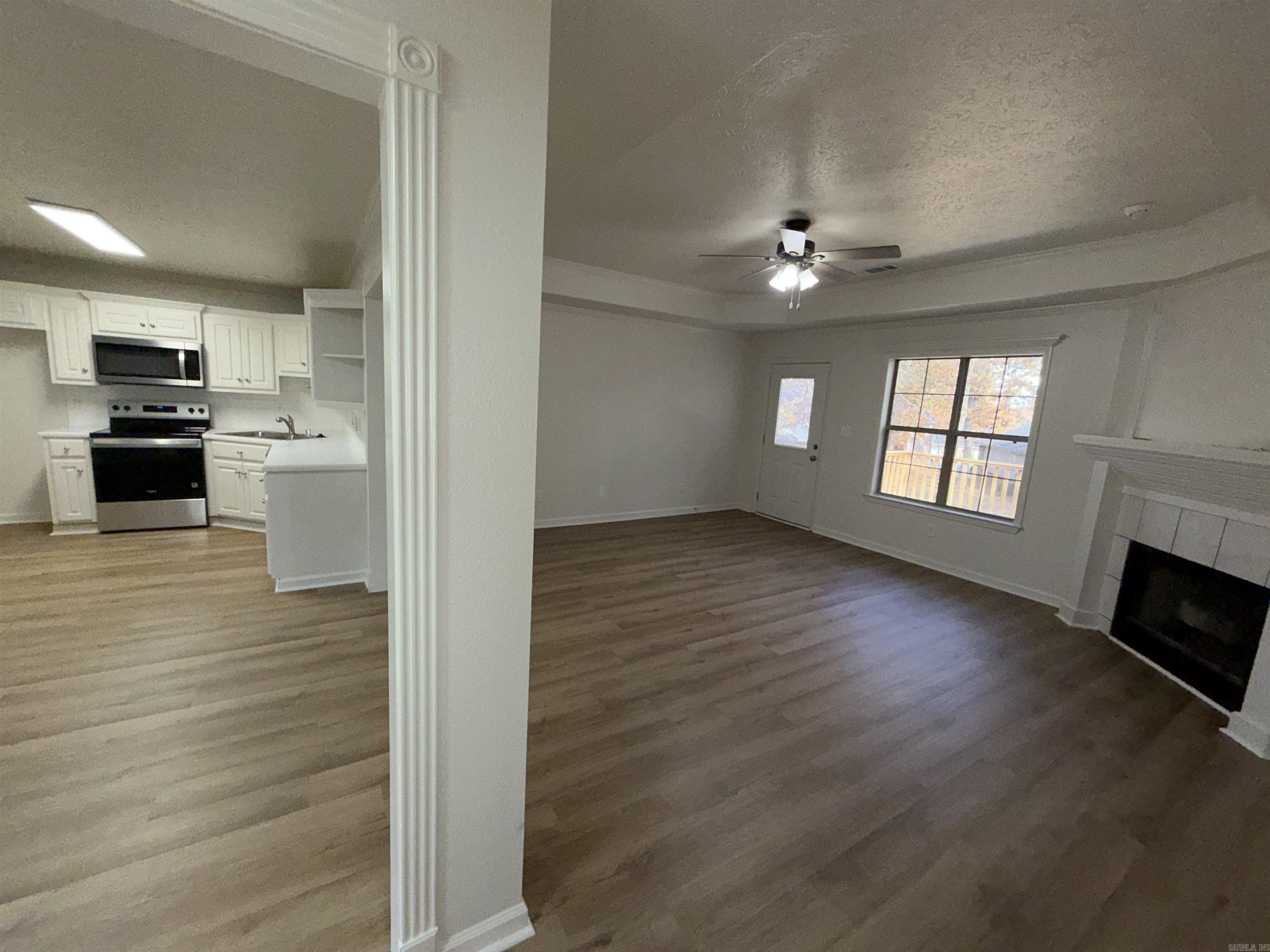 GARDEN OAKS ADDN - Residential